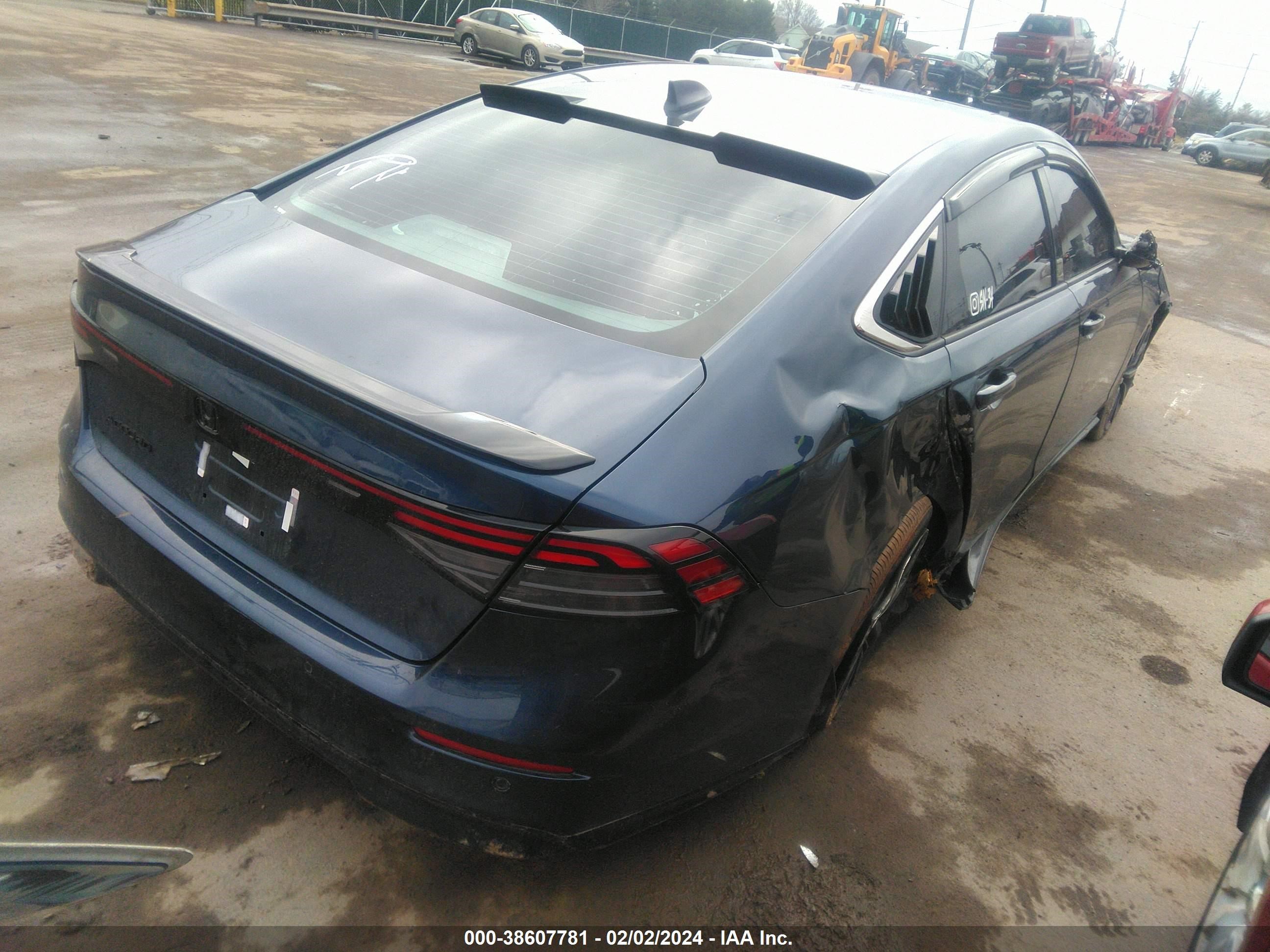 Photo 3 VIN: 1HGCY2F82PA016737 - HONDA ACCORD 