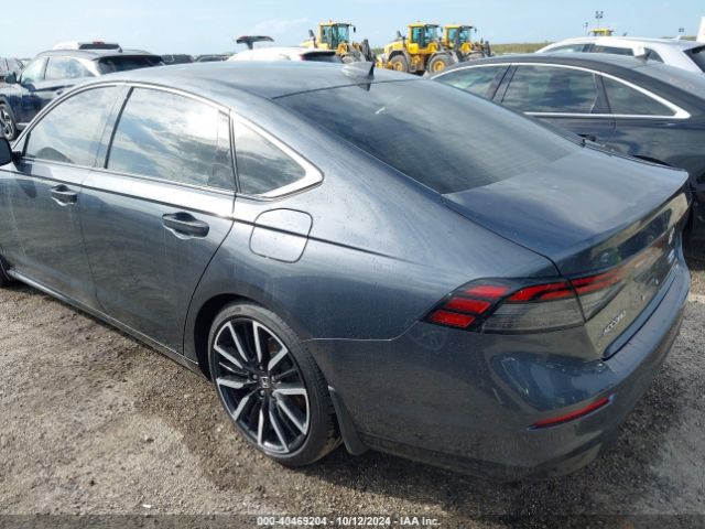 Photo 2 VIN: 1HGCY2F83RA019147 - HONDA ACCORD 