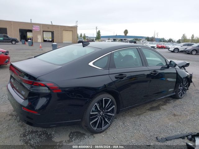 Photo 3 VIN: 1HGCY2F84RA008478 - HONDA ACCORD 