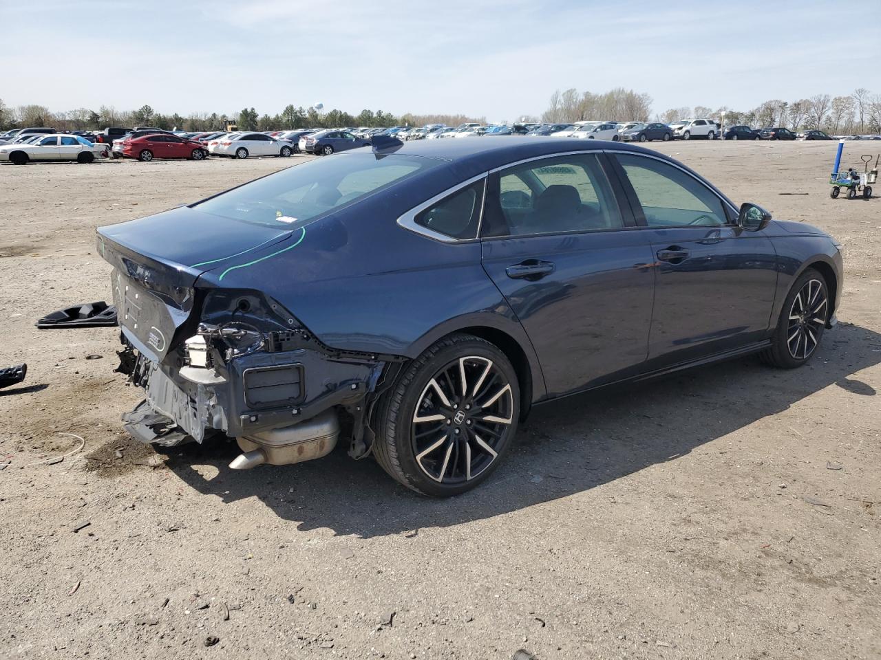 Photo 2 VIN: 1HGCY2F86PA029619 - HONDA ACCORD 