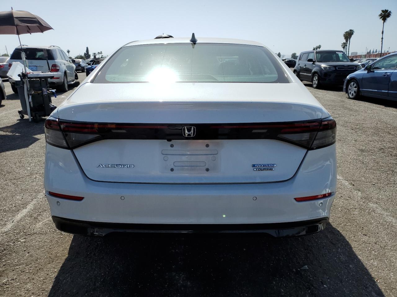 Photo 5 VIN: 1HGCY2F89PA036502 - HONDA ACCORD 