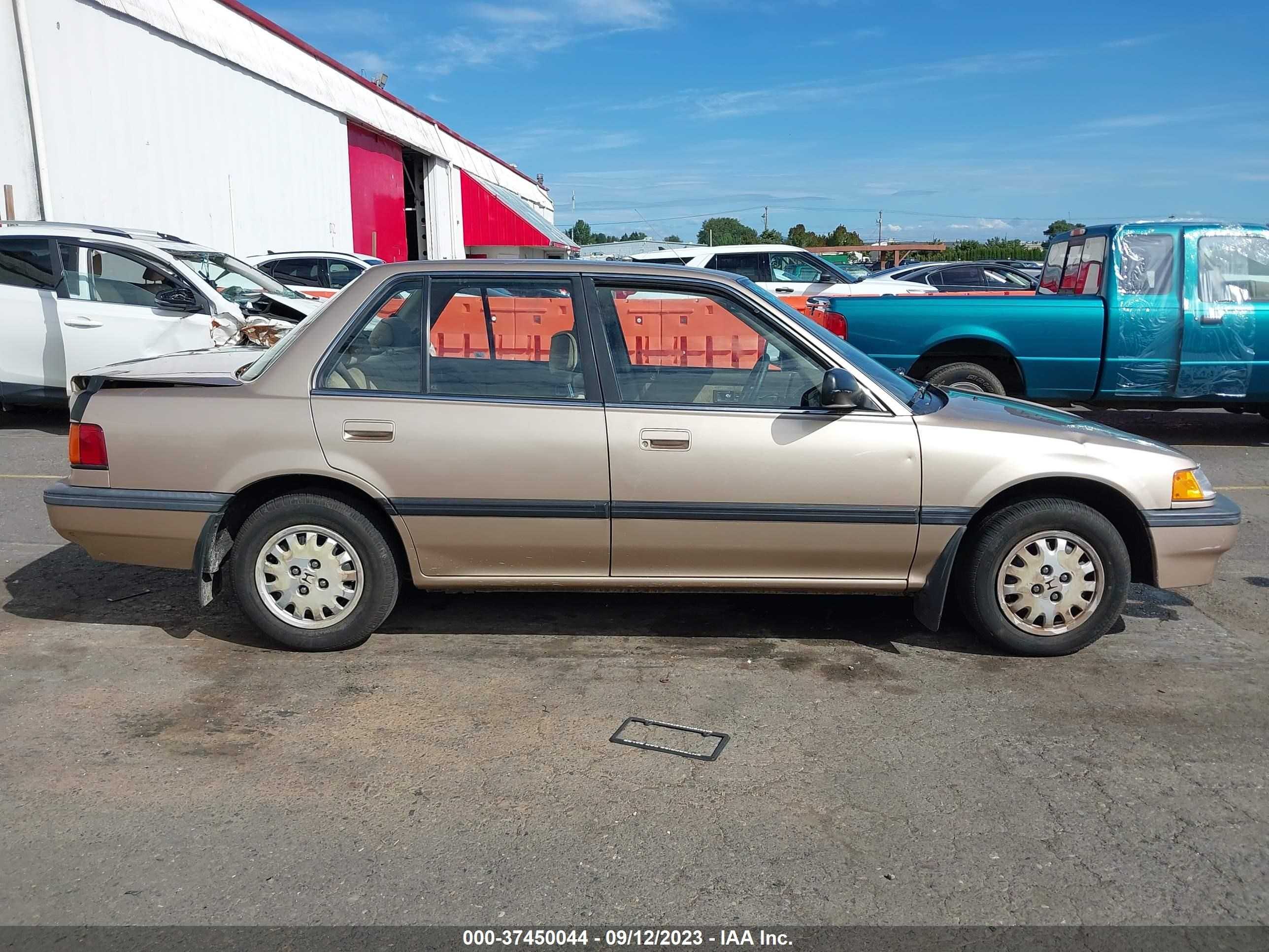 Photo 11 VIN: 1HGED3655KA092719 - HONDA CIVIC 