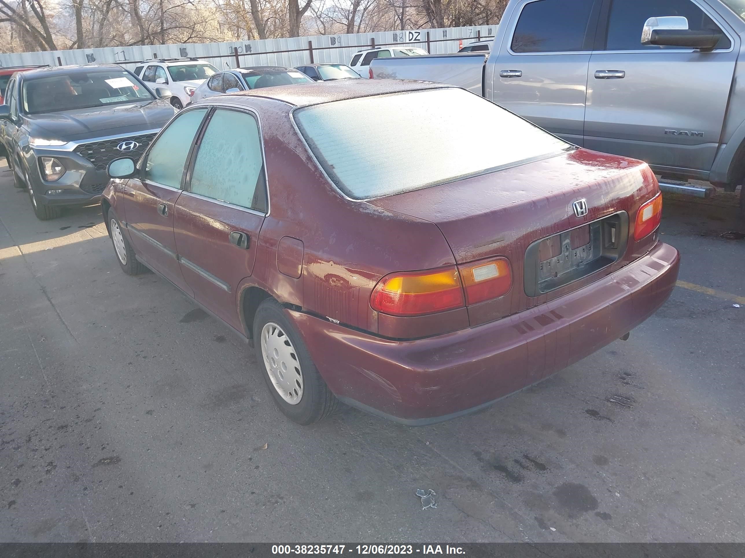 Photo 2 VIN: 1HGEG8557NL059347 - HONDA CIVIC 