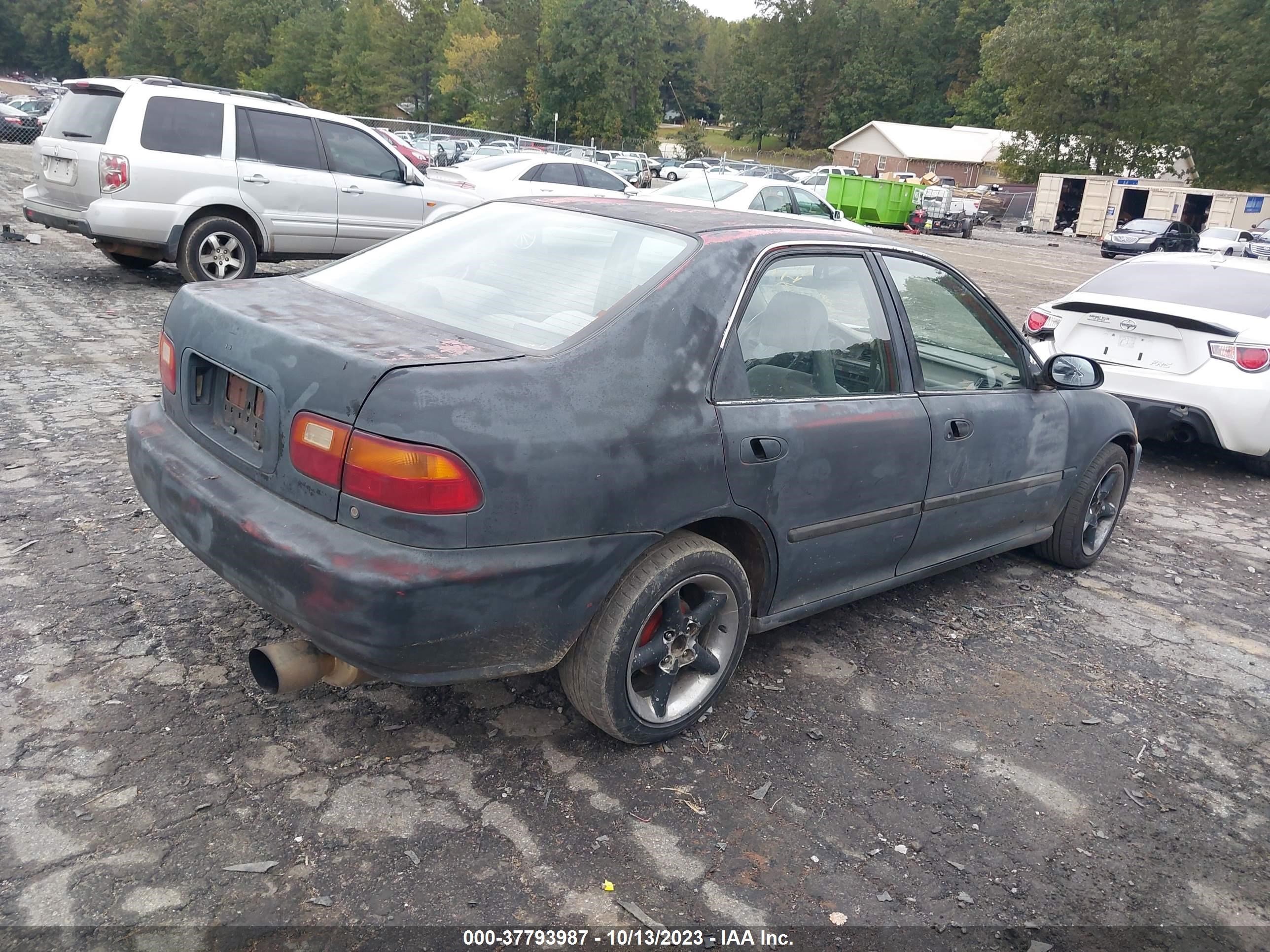 Photo 3 VIN: 1HGEG8645SL032116 - HONDA CIVIC 