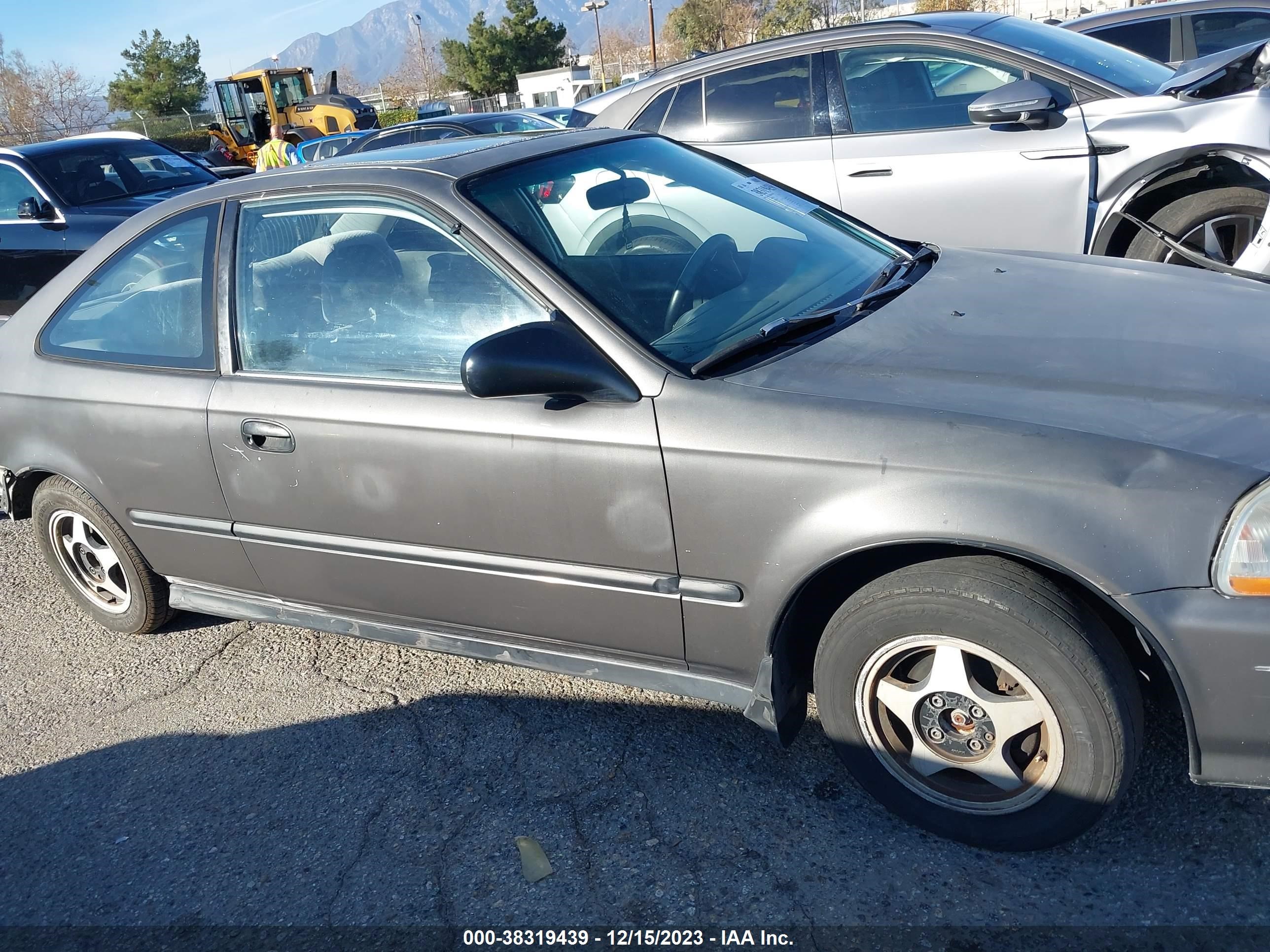 Photo 13 VIN: 1HGEJ6121TL090950 - HONDA CIVIC 