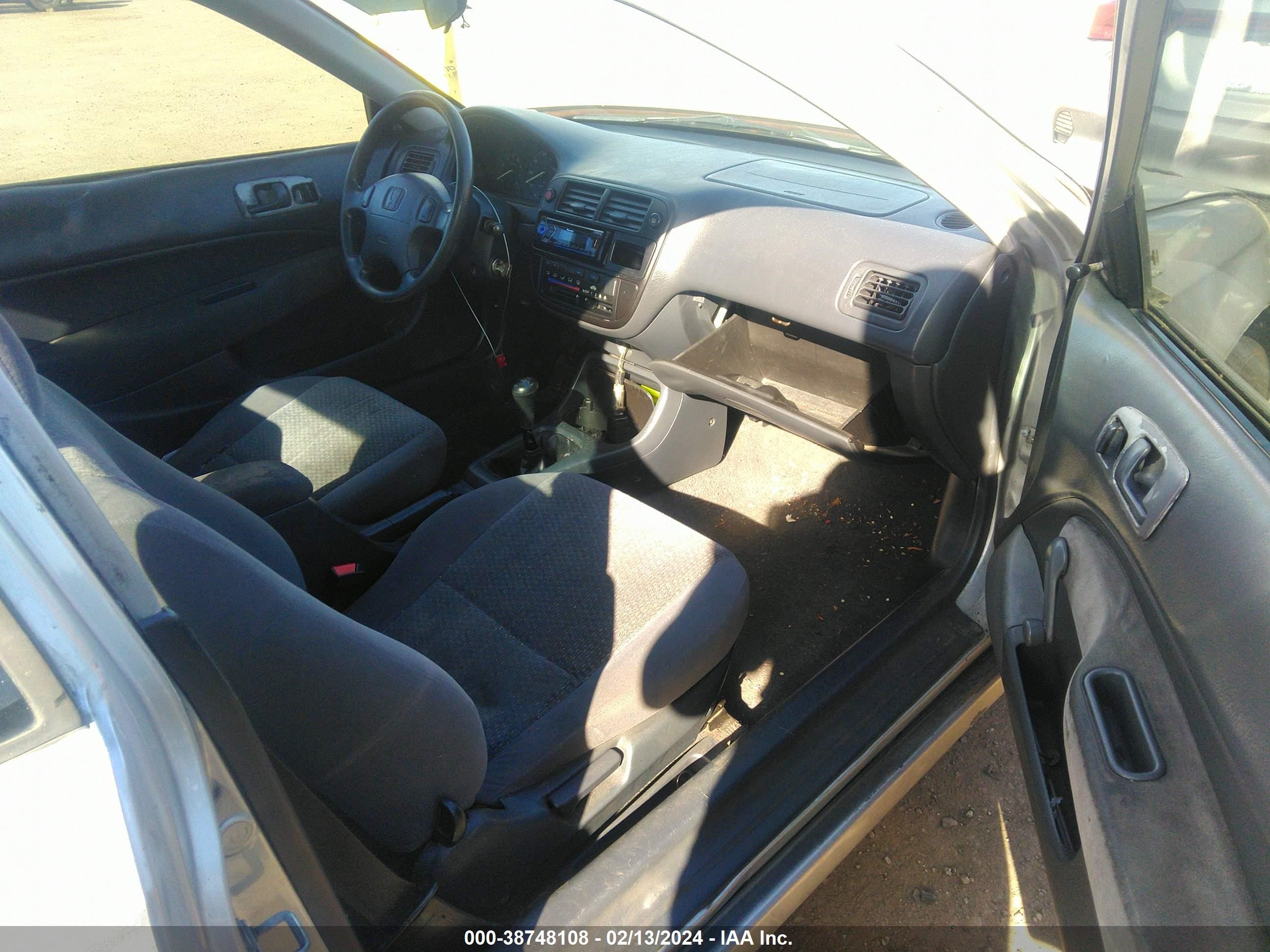 Photo 4 VIN: 1HGEJ6128TL040594 - HONDA CIVIC 