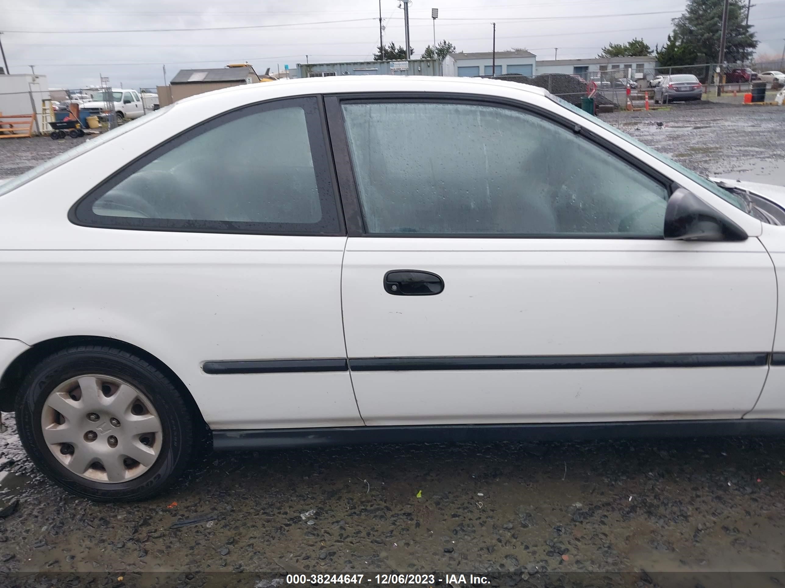 Photo 12 VIN: 1HGEJ6227WL131181 - HONDA CIVIC 