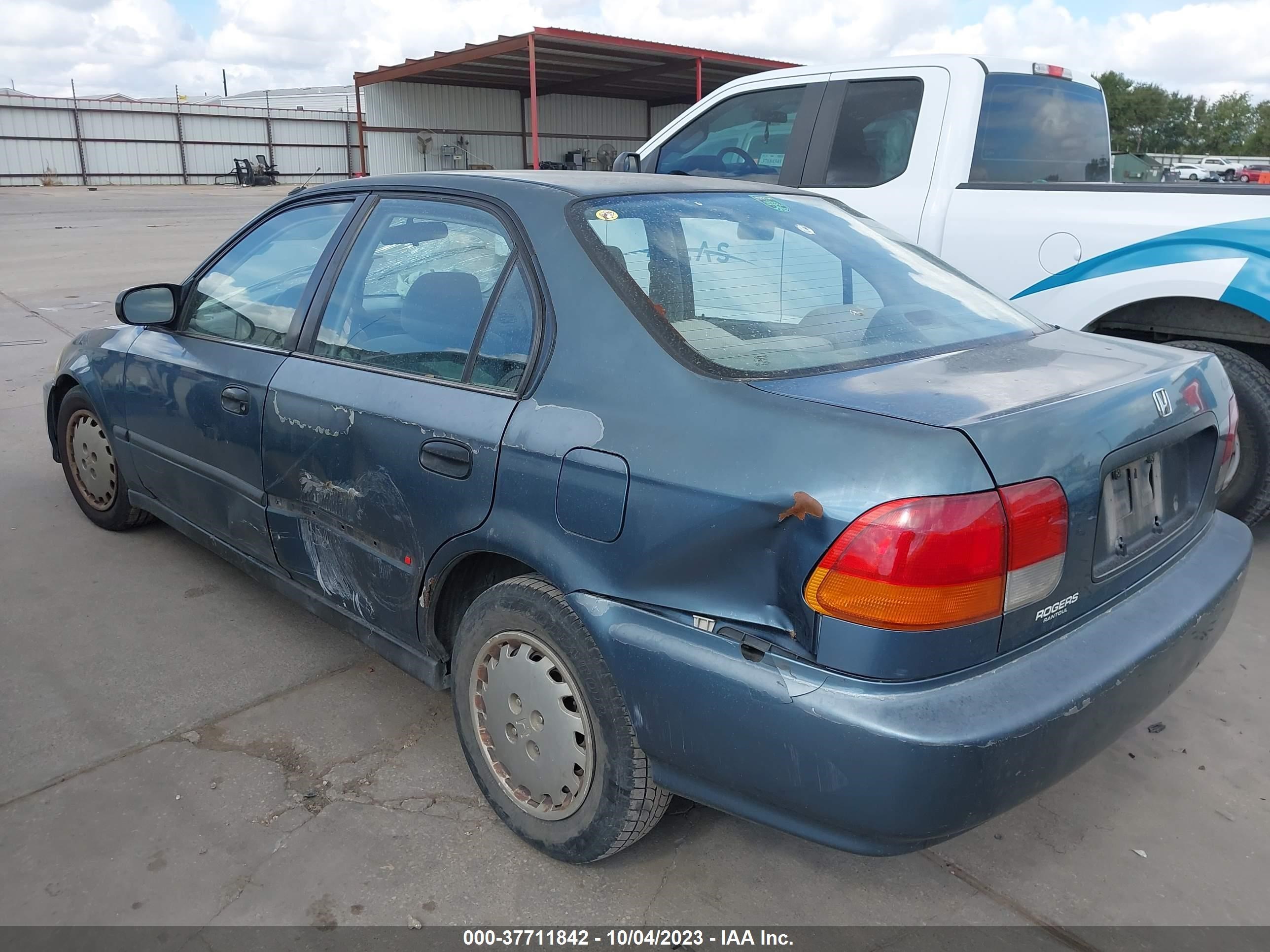 Photo 2 VIN: 1HGEJ6521VL014027 - HONDA CIVIC 