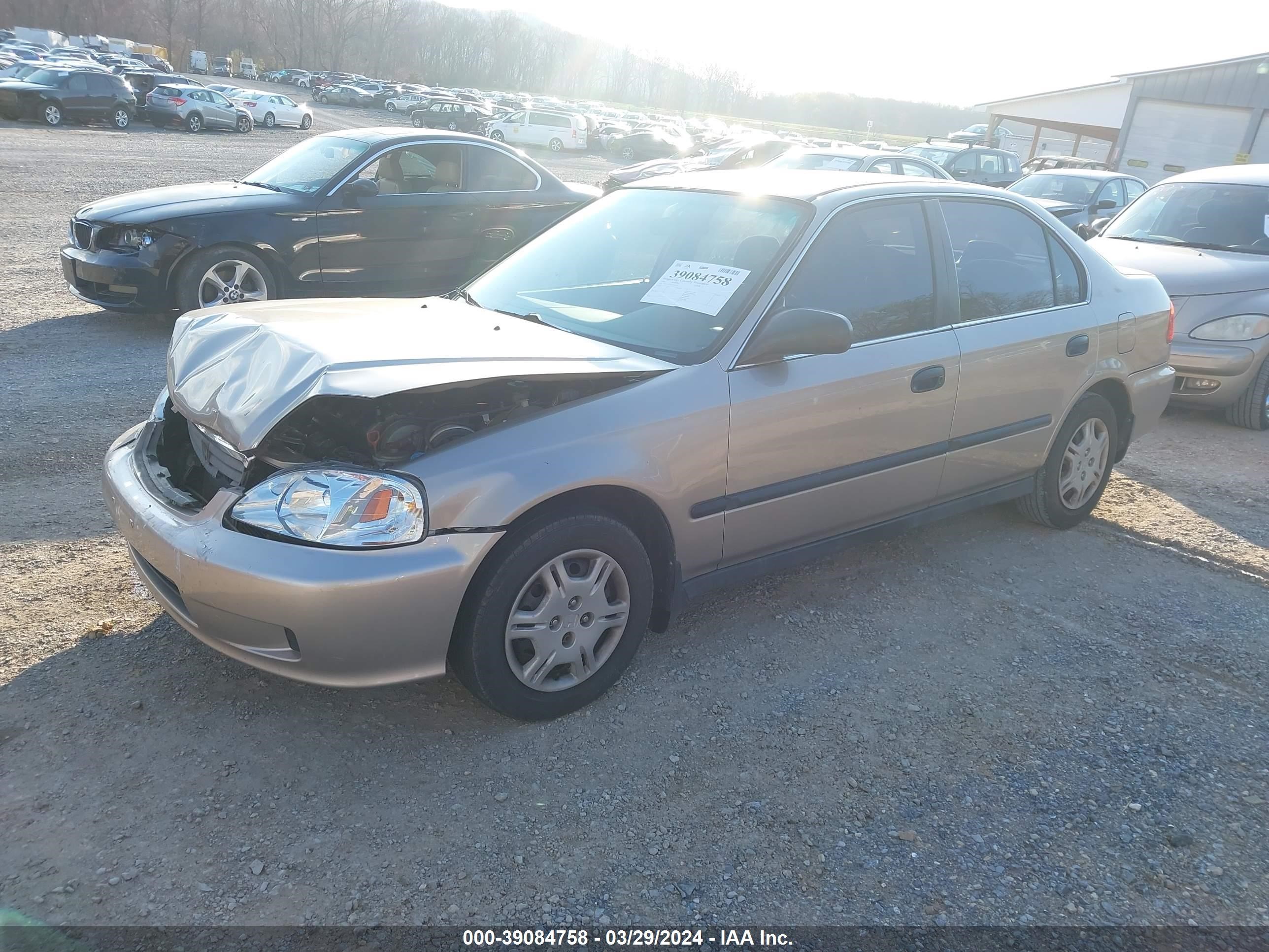 Photo 1 VIN: 1HGEJ6670YL010355 - HONDA CIVIC 