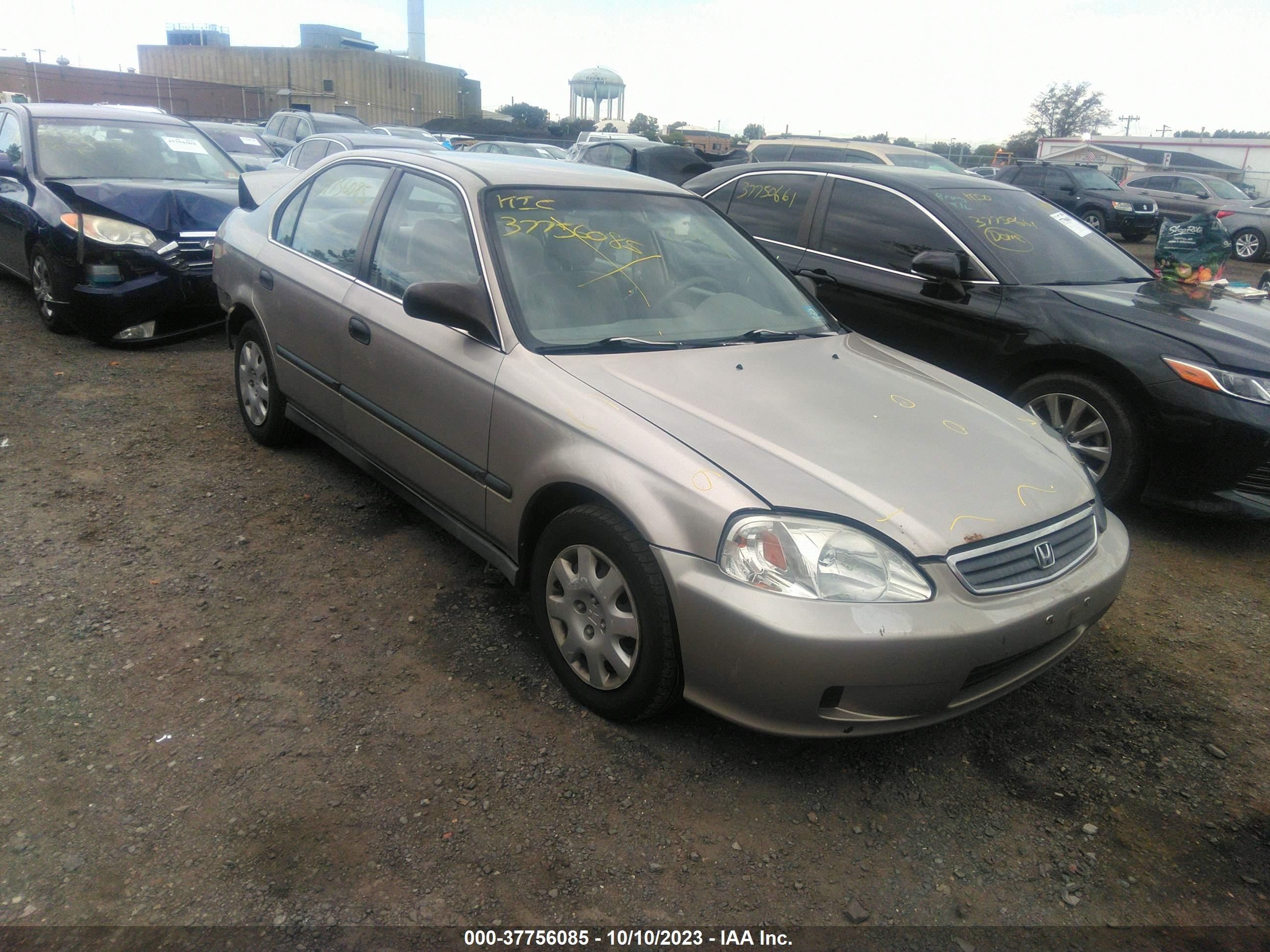 Photo 0 VIN: 1HGEJ6673YL055712 - HONDA CIVIC 