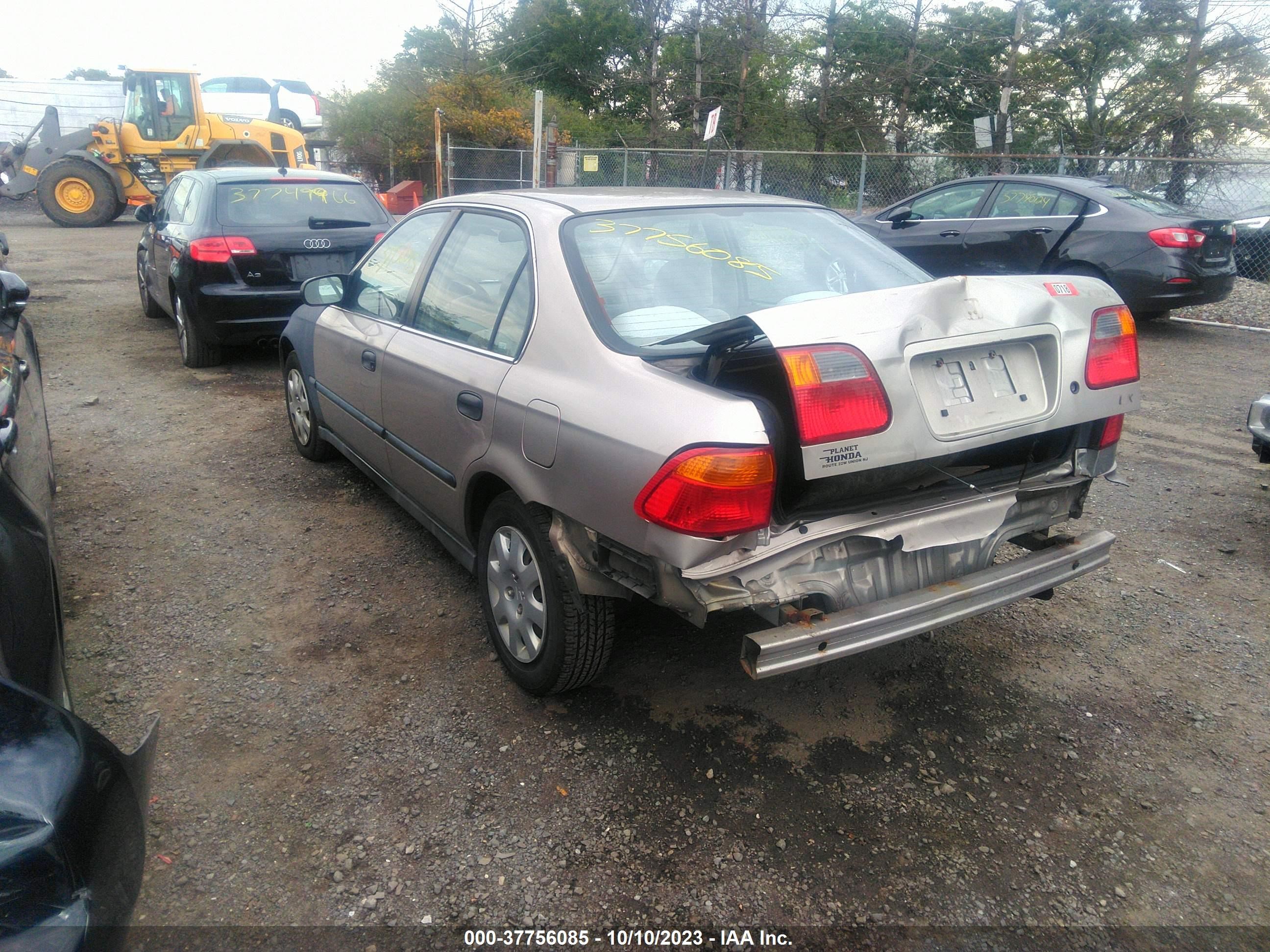 Photo 2 VIN: 1HGEJ6673YL055712 - HONDA CIVIC 