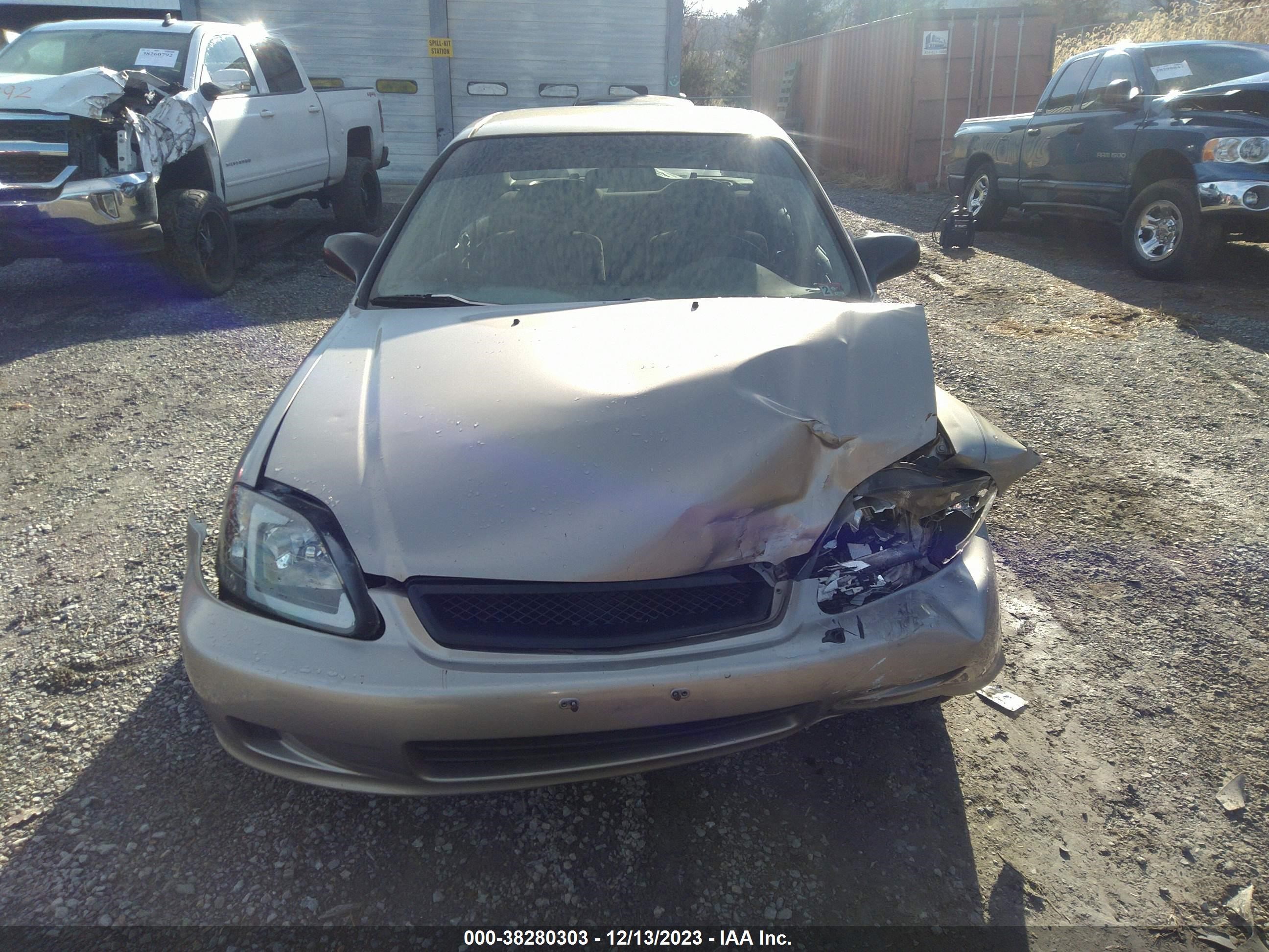 Photo 12 VIN: 1HGEJ6677YL067765 - HONDA CIVIC 