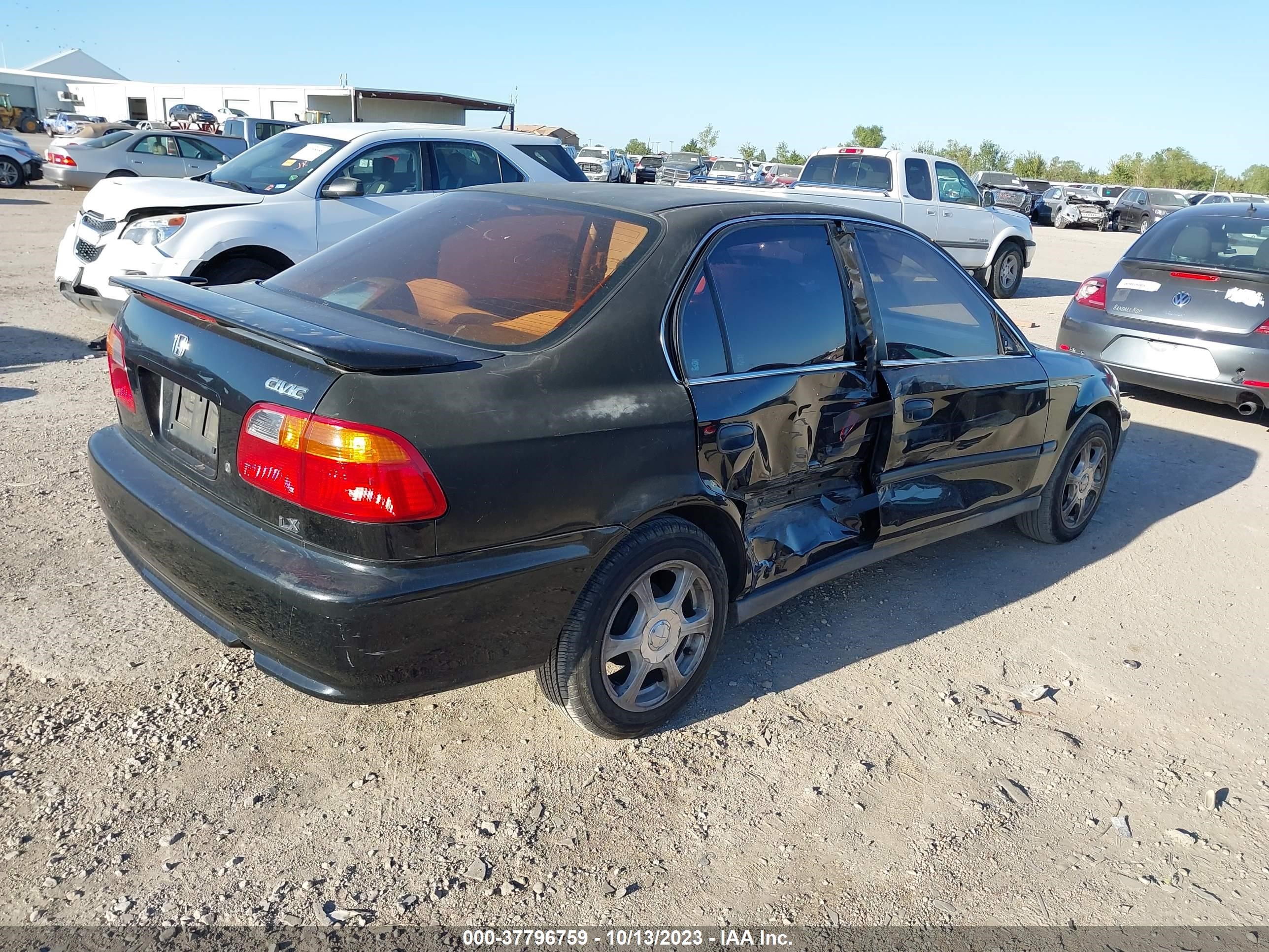 Photo 3 VIN: 1HGEJ6679YL015862 - HONDA CIVIC 