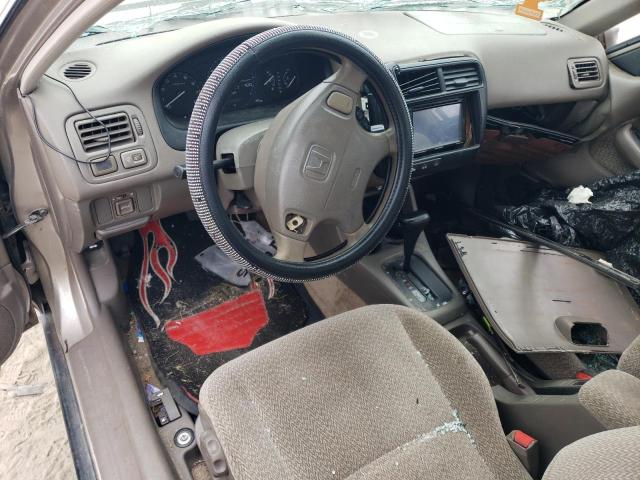 Photo 7 VIN: 1HGEJ6679YL022276 - HONDA CIVIC LX 