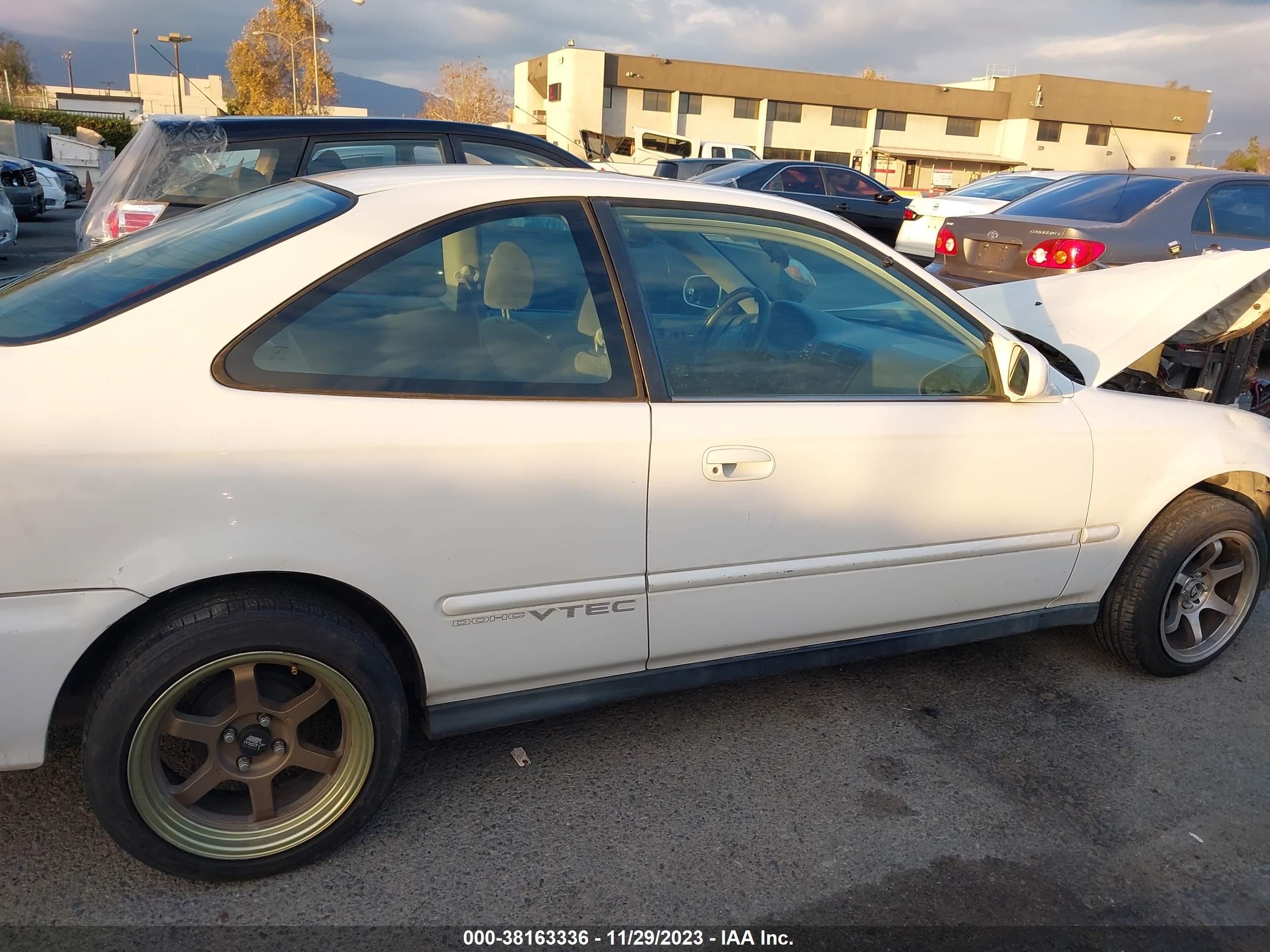 Photo 13 VIN: 1HGEJ8142XL065235 - HONDA CIVIC 