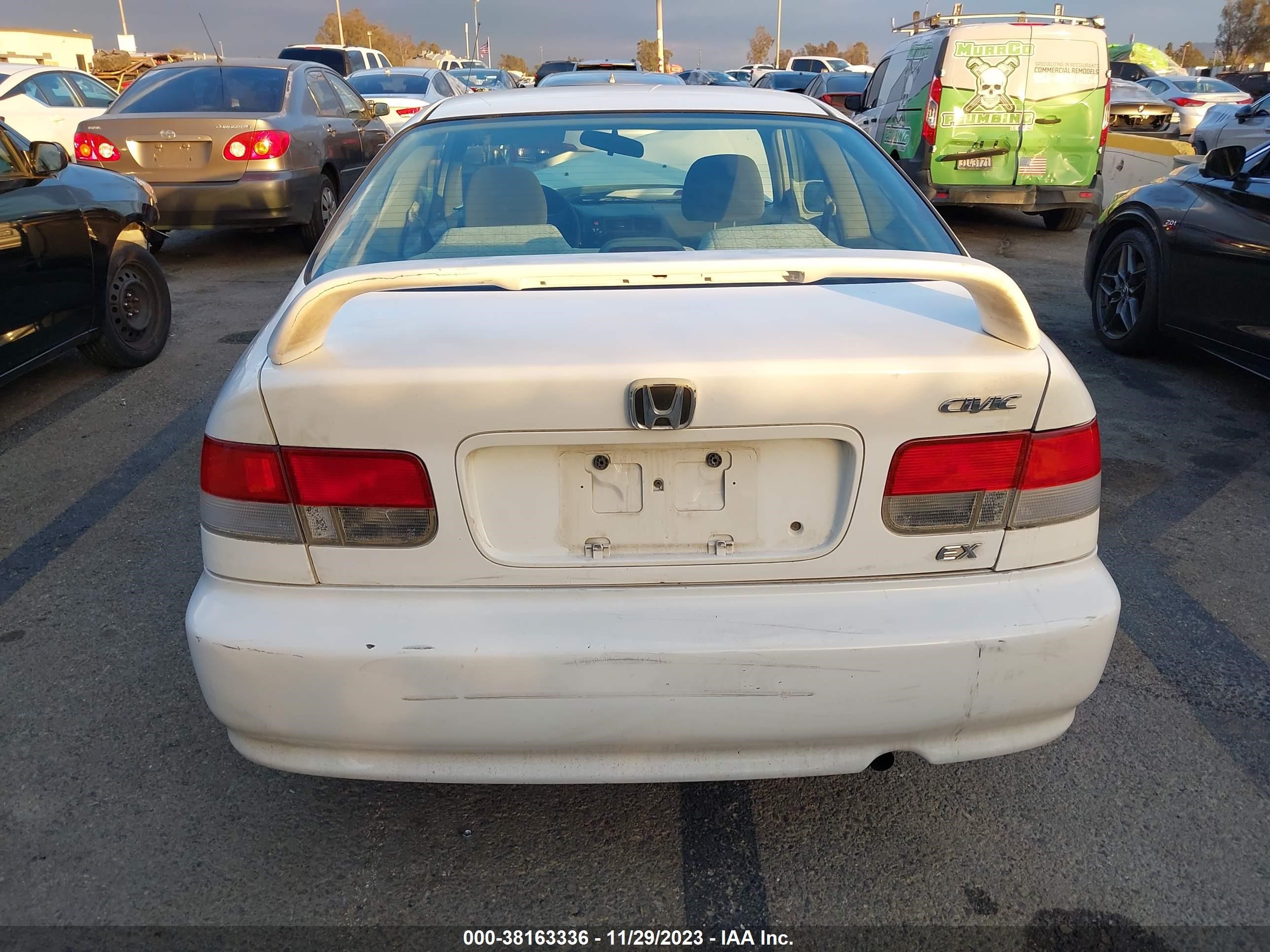 Photo 16 VIN: 1HGEJ8142XL065235 - HONDA CIVIC 