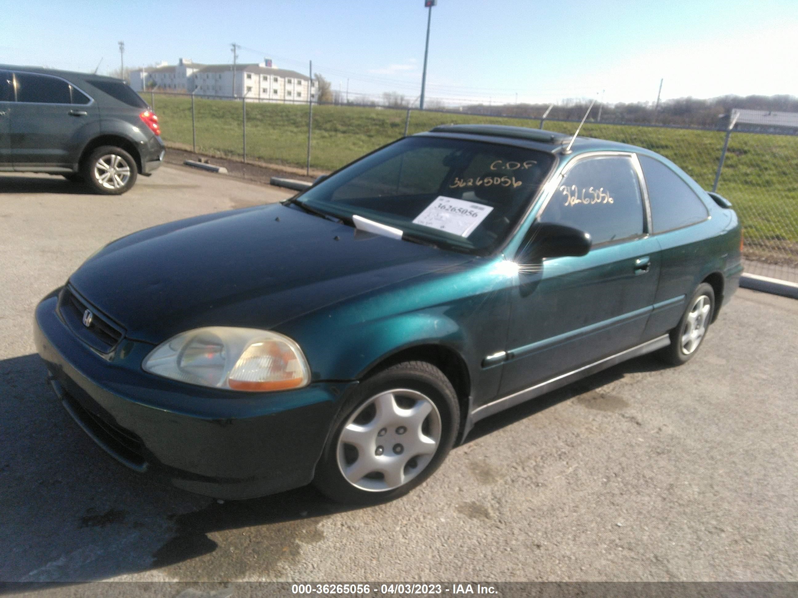 Photo 1 VIN: 1HGEJ8143WL076050 - HONDA CIVIC 