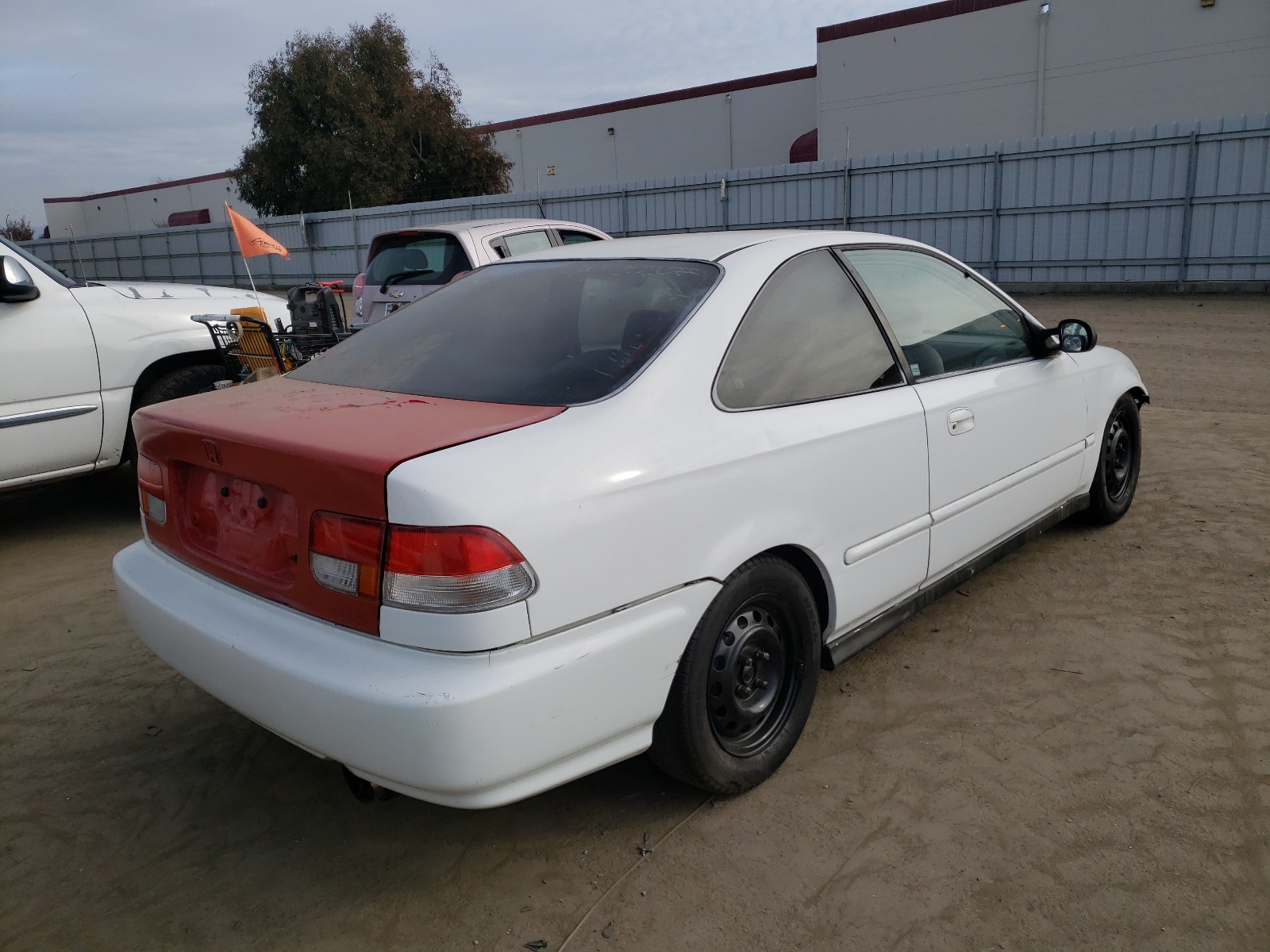 Photo 3 VIN: 1HGEJ814XTL042795 - HONDA CIVIC EX 