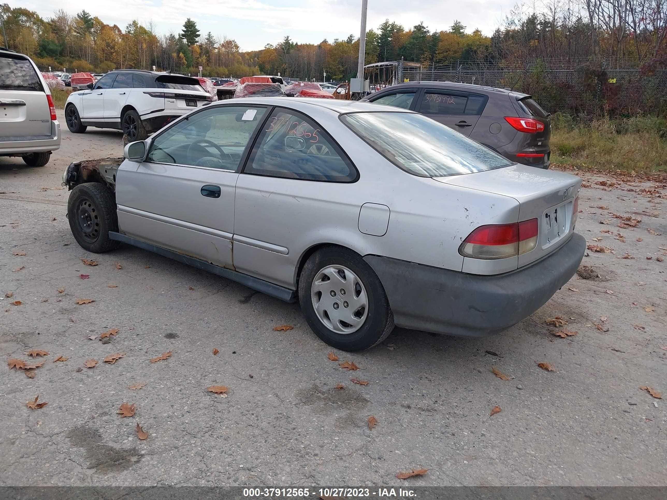 Photo 2 VIN: 1HGEJ814XWL122005 - HONDA CIVIC 