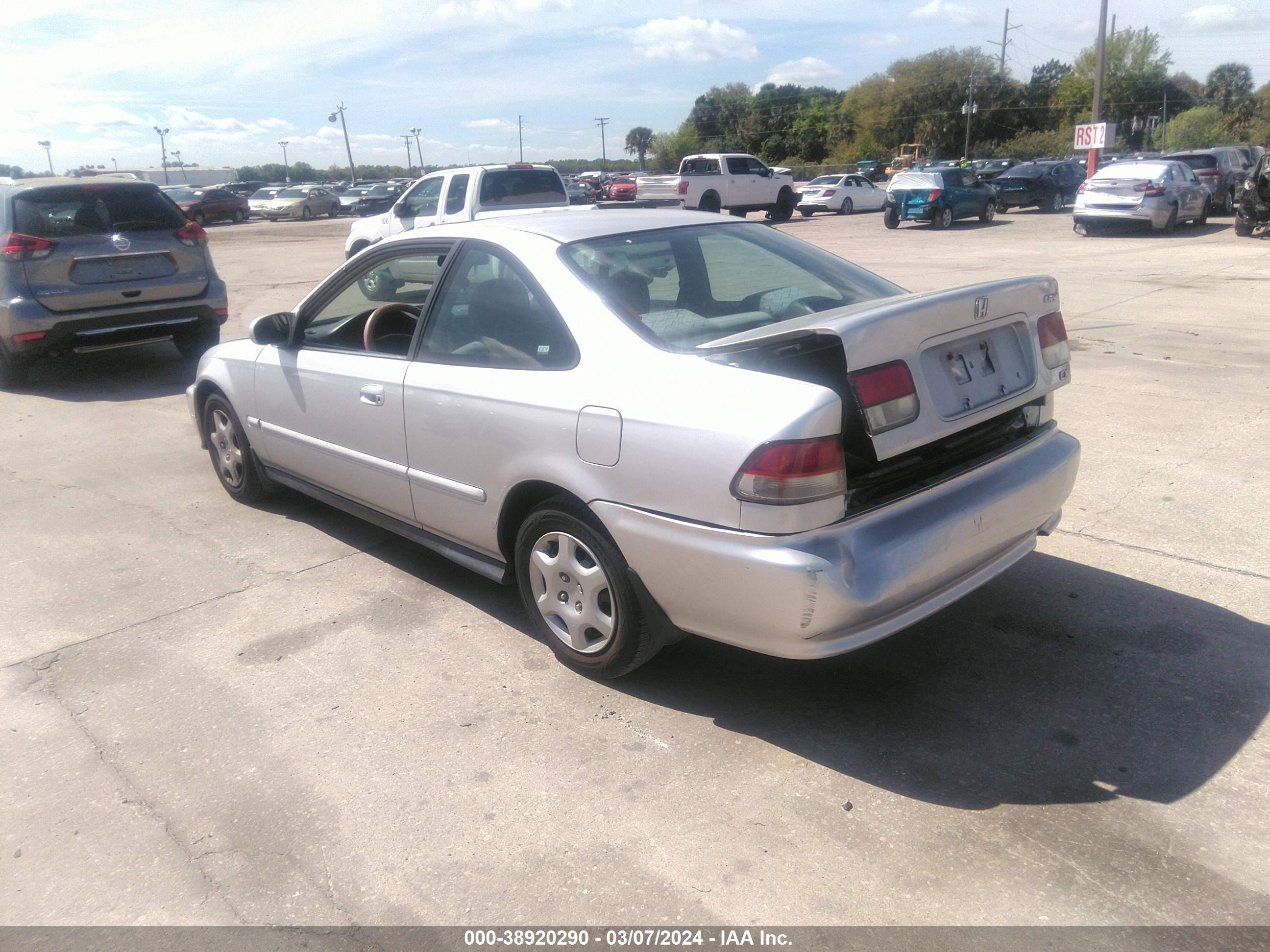 Photo 2 VIN: 1HGEJ8240YL106011 - HONDA CIVIC 