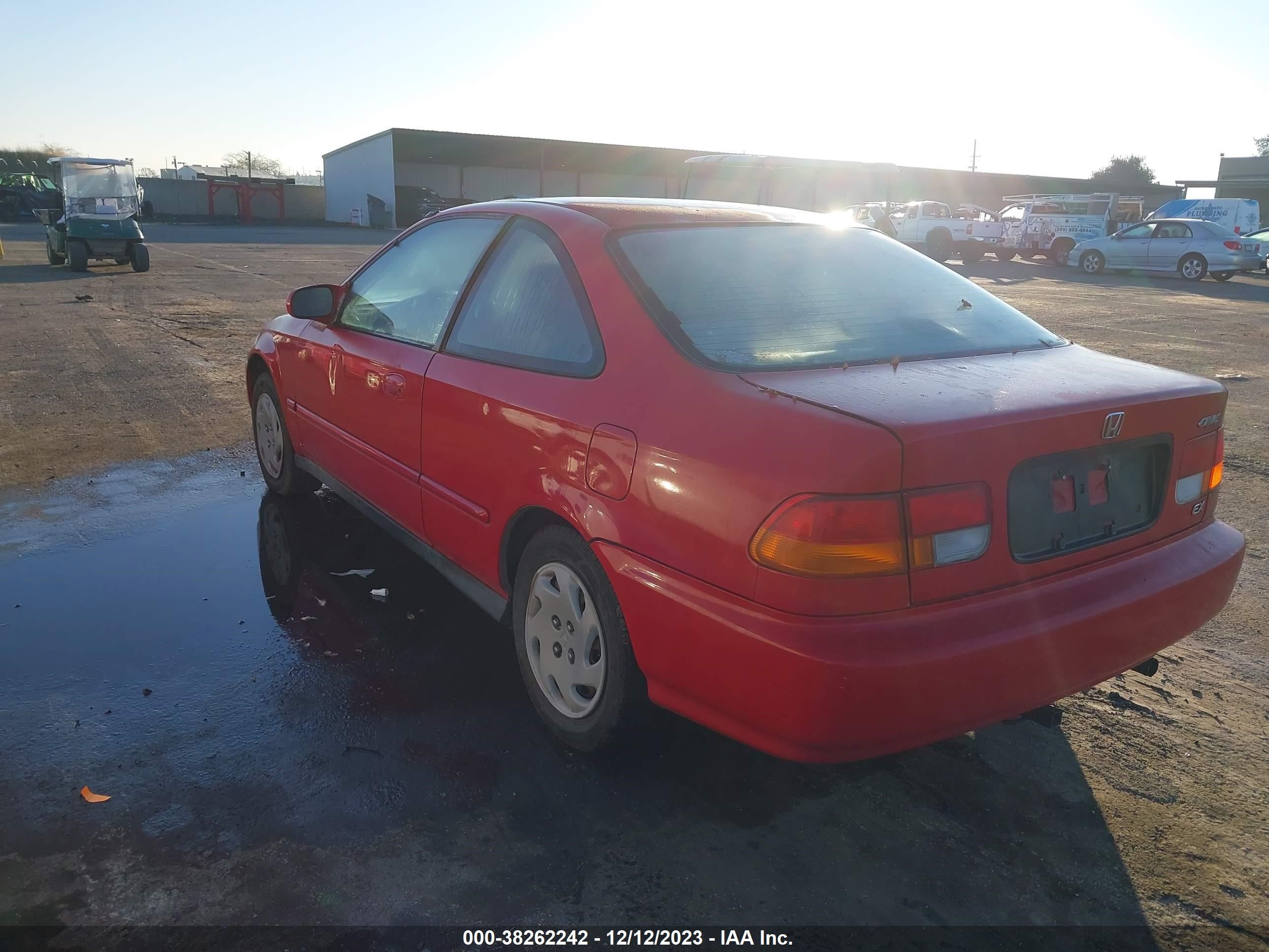 Photo 2 VIN: 1HGEJ8241VL129714 - HONDA CIVIC 