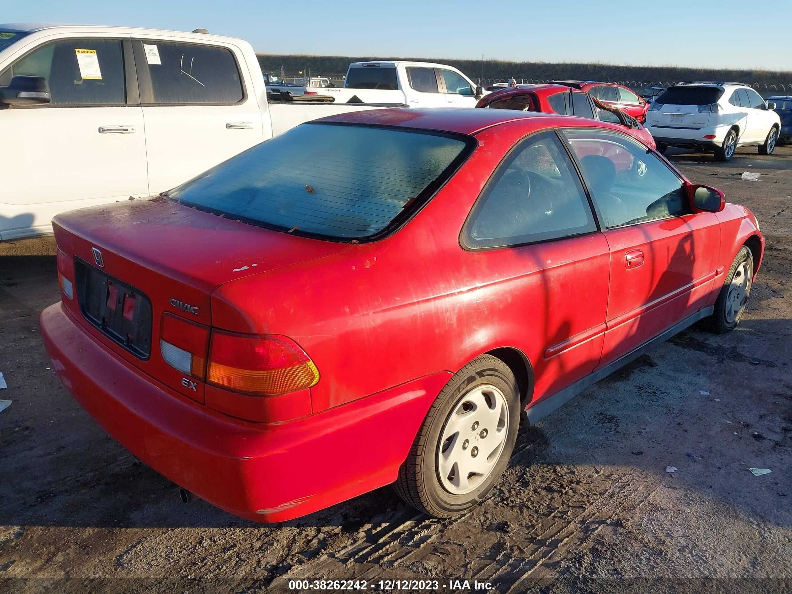 Photo 3 VIN: 1HGEJ8241VL129714 - HONDA CIVIC 