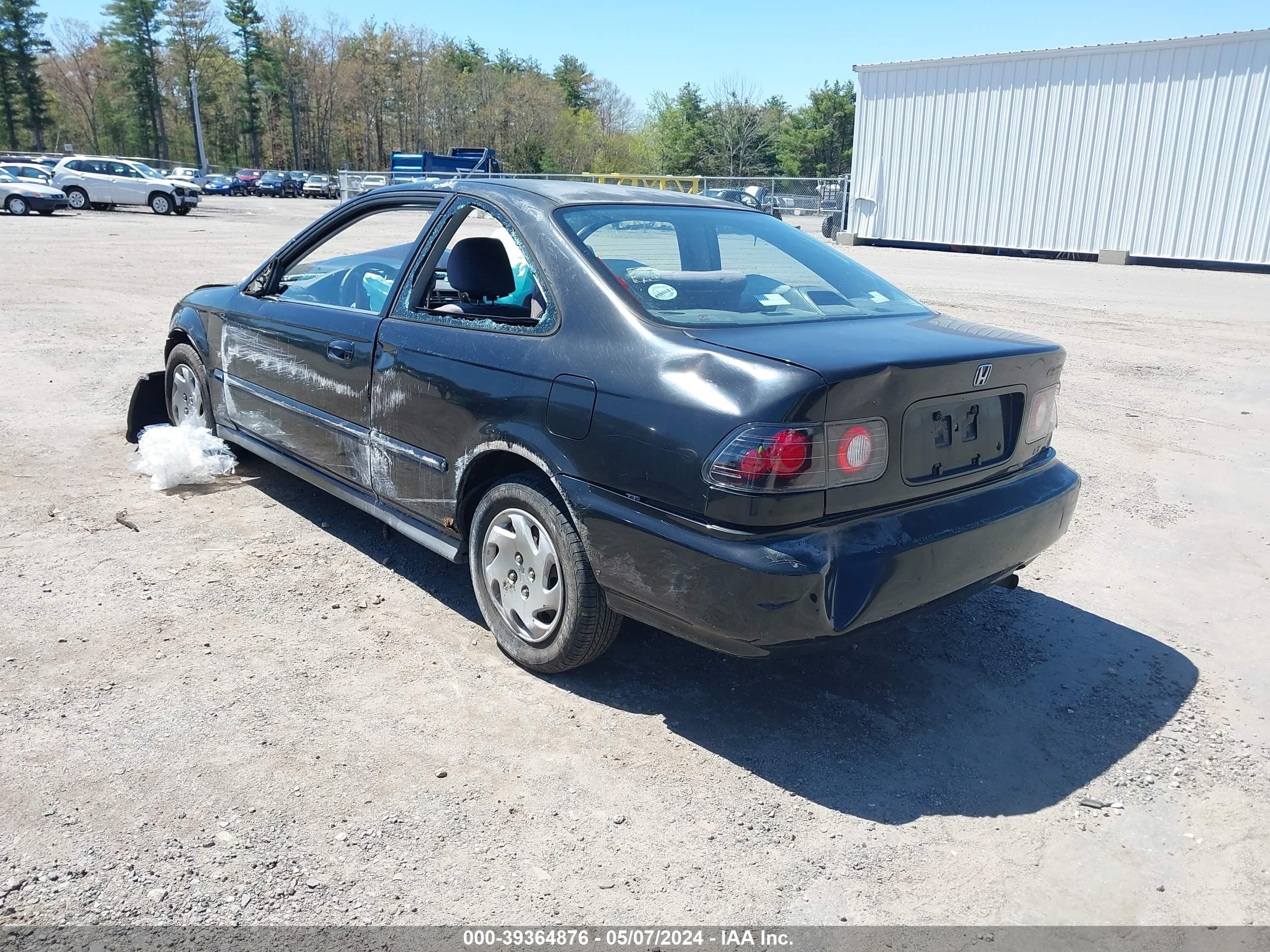 Photo 2 VIN: 1HGEJ8242TL056575 - HONDA CIVIC 