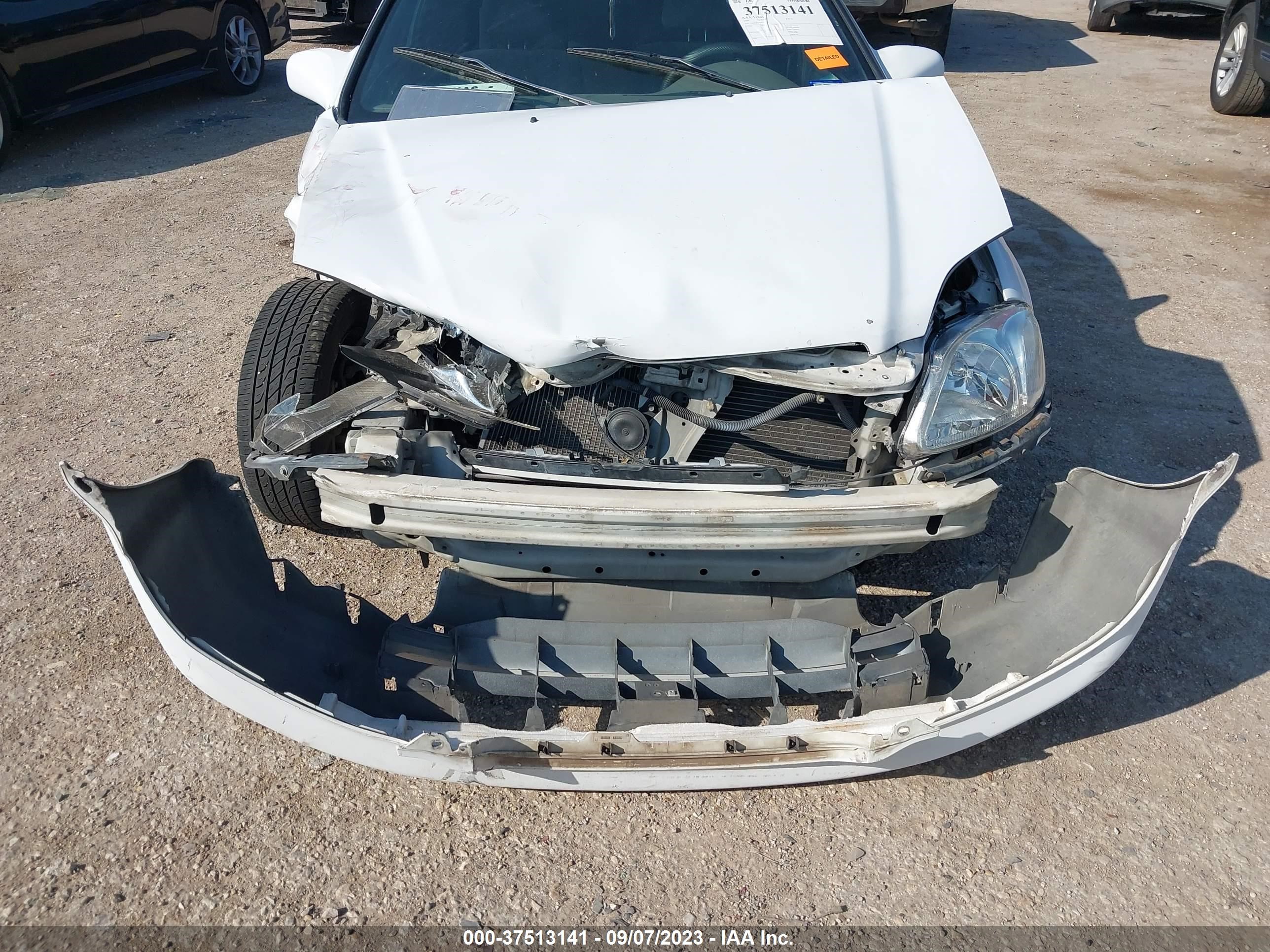 Photo 5 VIN: 1HGEJ8242VL127325 - HONDA CIVIC 