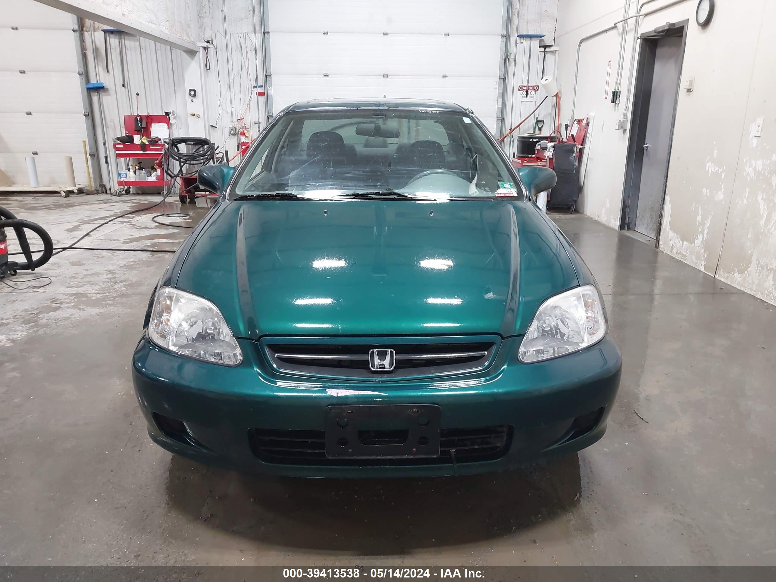 Photo 10 VIN: 1HGEJ8243XL042061 - HONDA CIVIC 