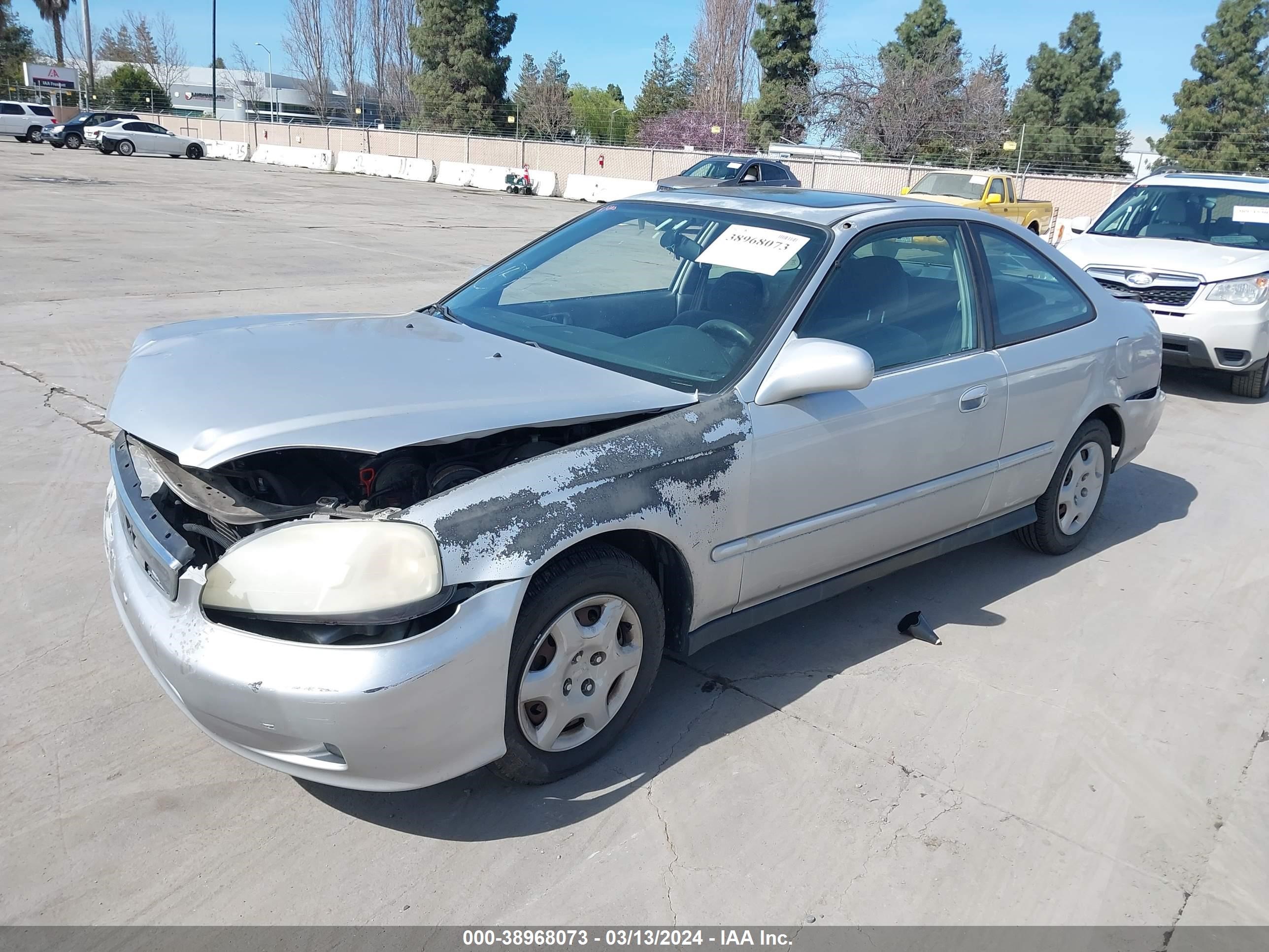 Photo 1 VIN: 1HGEJ8243YL113745 - HONDA CIVIC 