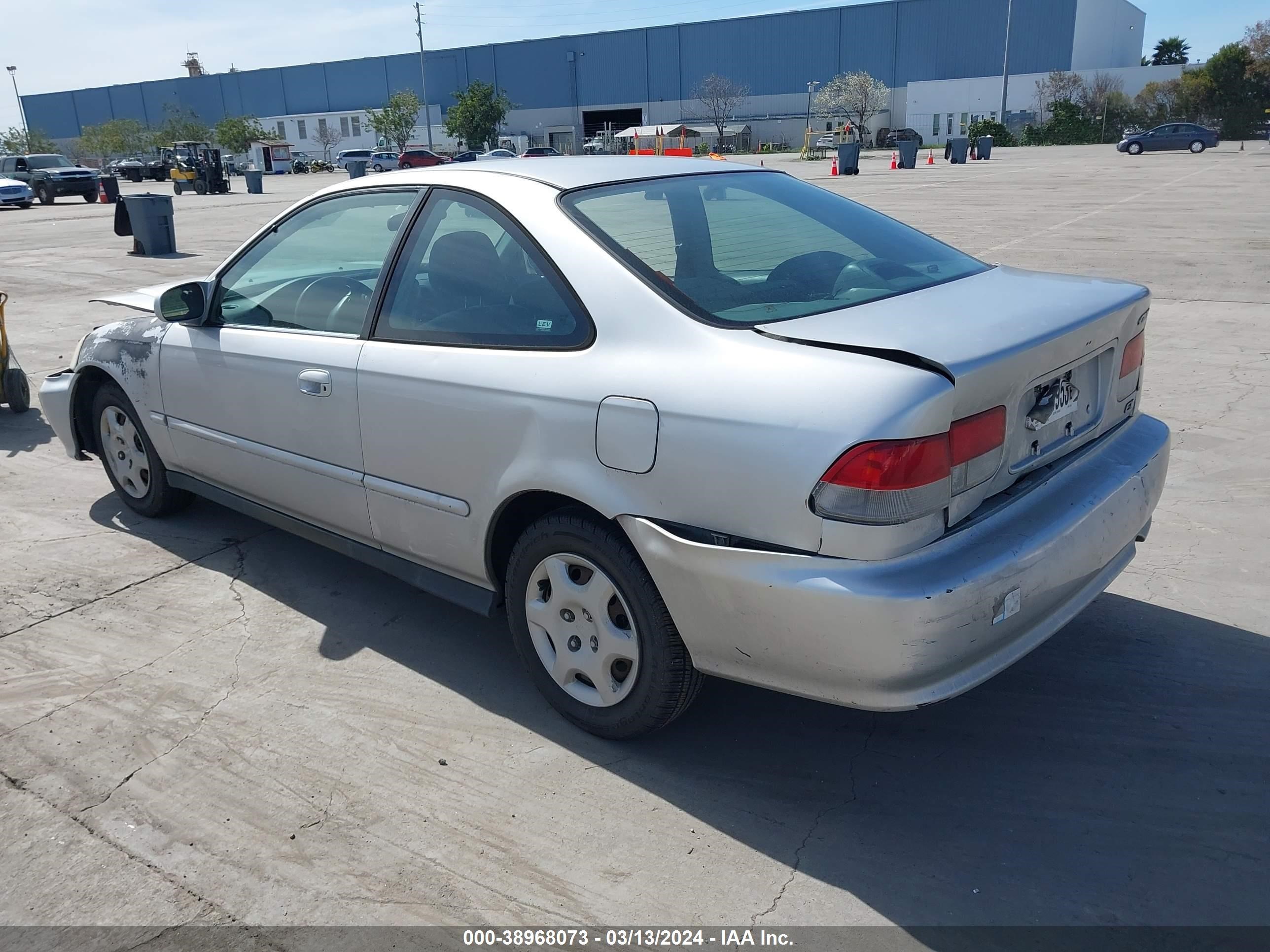 Photo 2 VIN: 1HGEJ8243YL113745 - HONDA CIVIC 