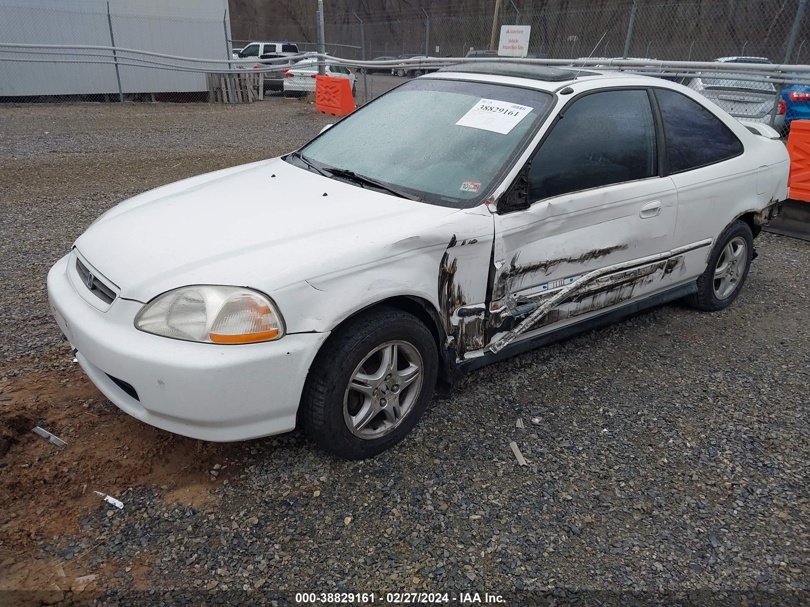 Photo 1 VIN: 1HGEJ8244WL091784 - HONDA CIVIC 