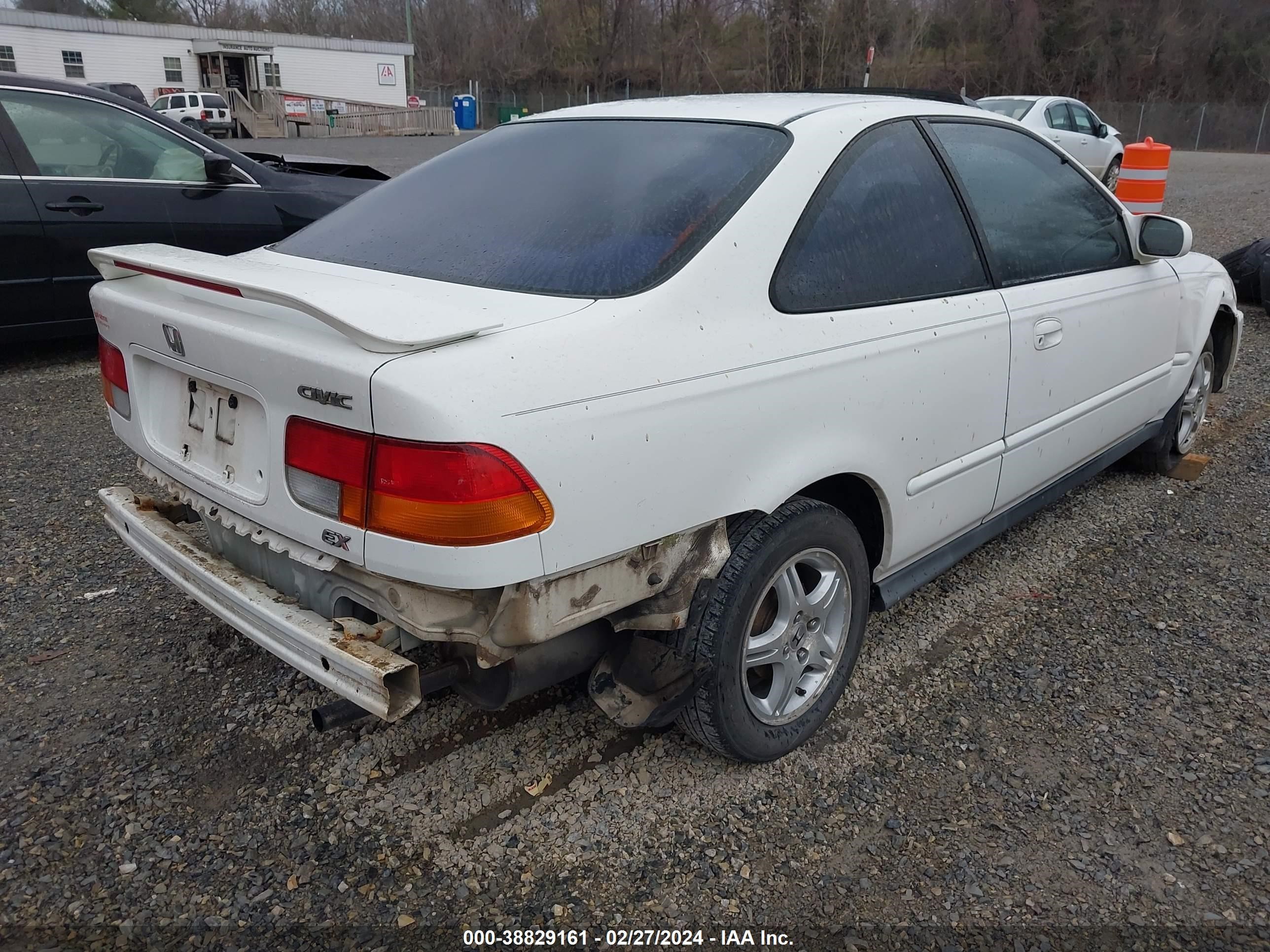 Photo 3 VIN: 1HGEJ8244WL091784 - HONDA CIVIC 