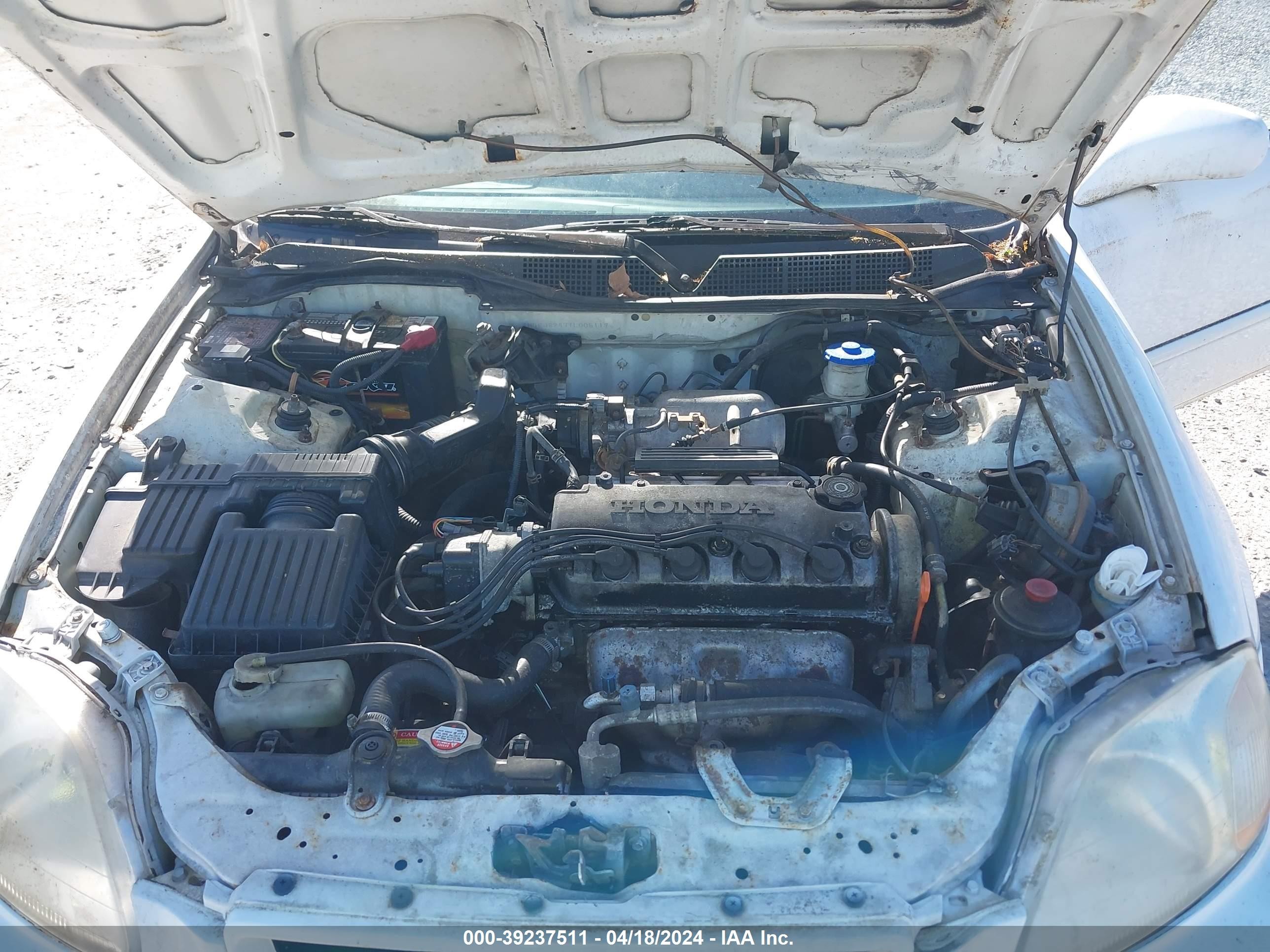 Photo 9 VIN: 1HGEJ8247TL005119 - HONDA CIVIC 