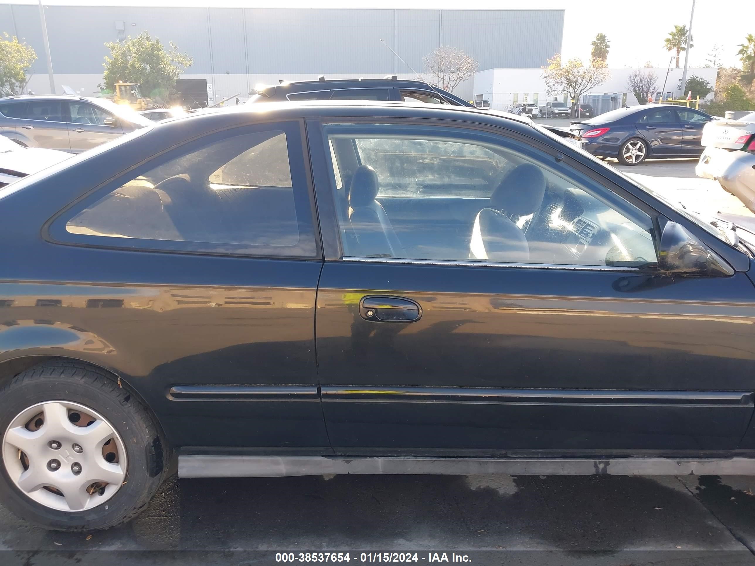 Photo 11 VIN: 1HGEJ8247TL045359 - HONDA CIVIC 