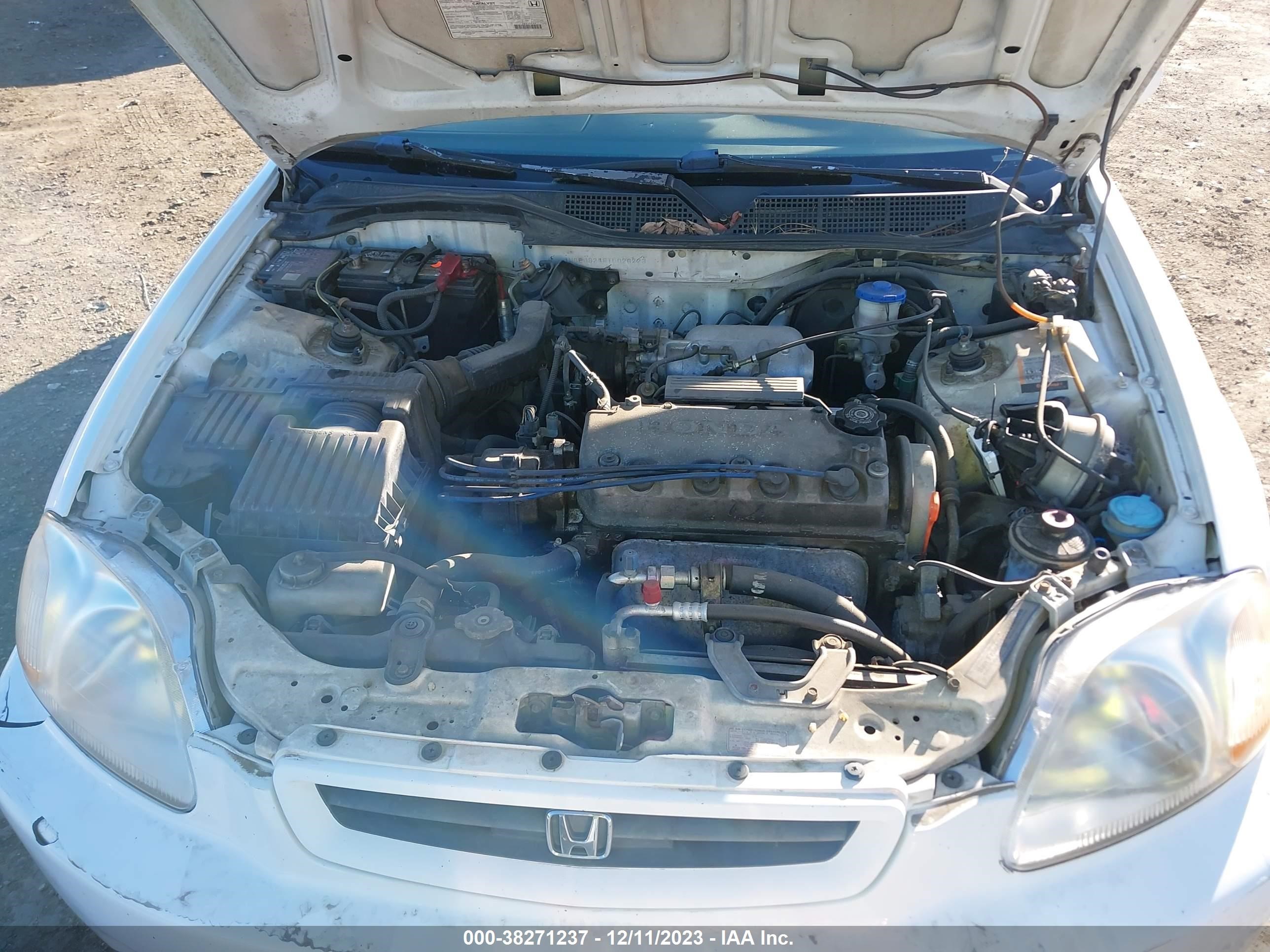 Photo 9 VIN: 1HGEJ8248TL026223 - HONDA CIVIC 