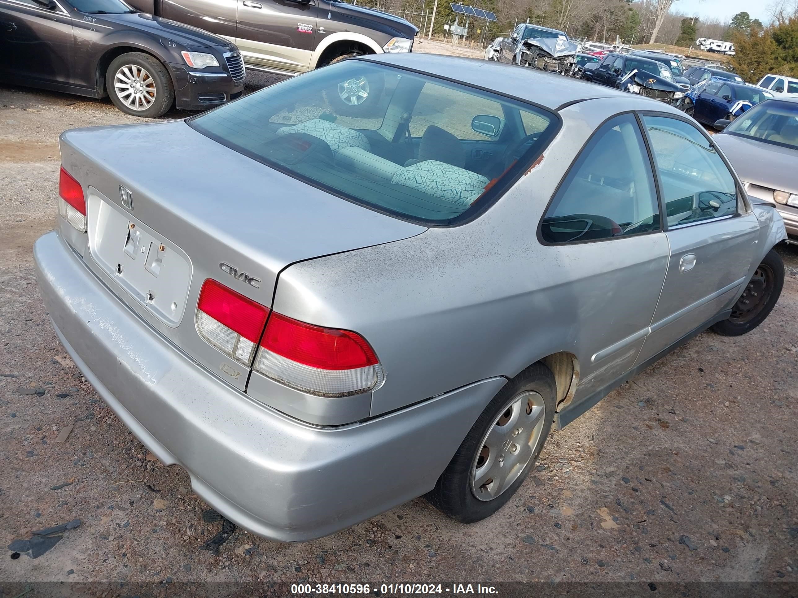 Photo 3 VIN: 1HGEJ8249XL097839 - HONDA CIVIC 