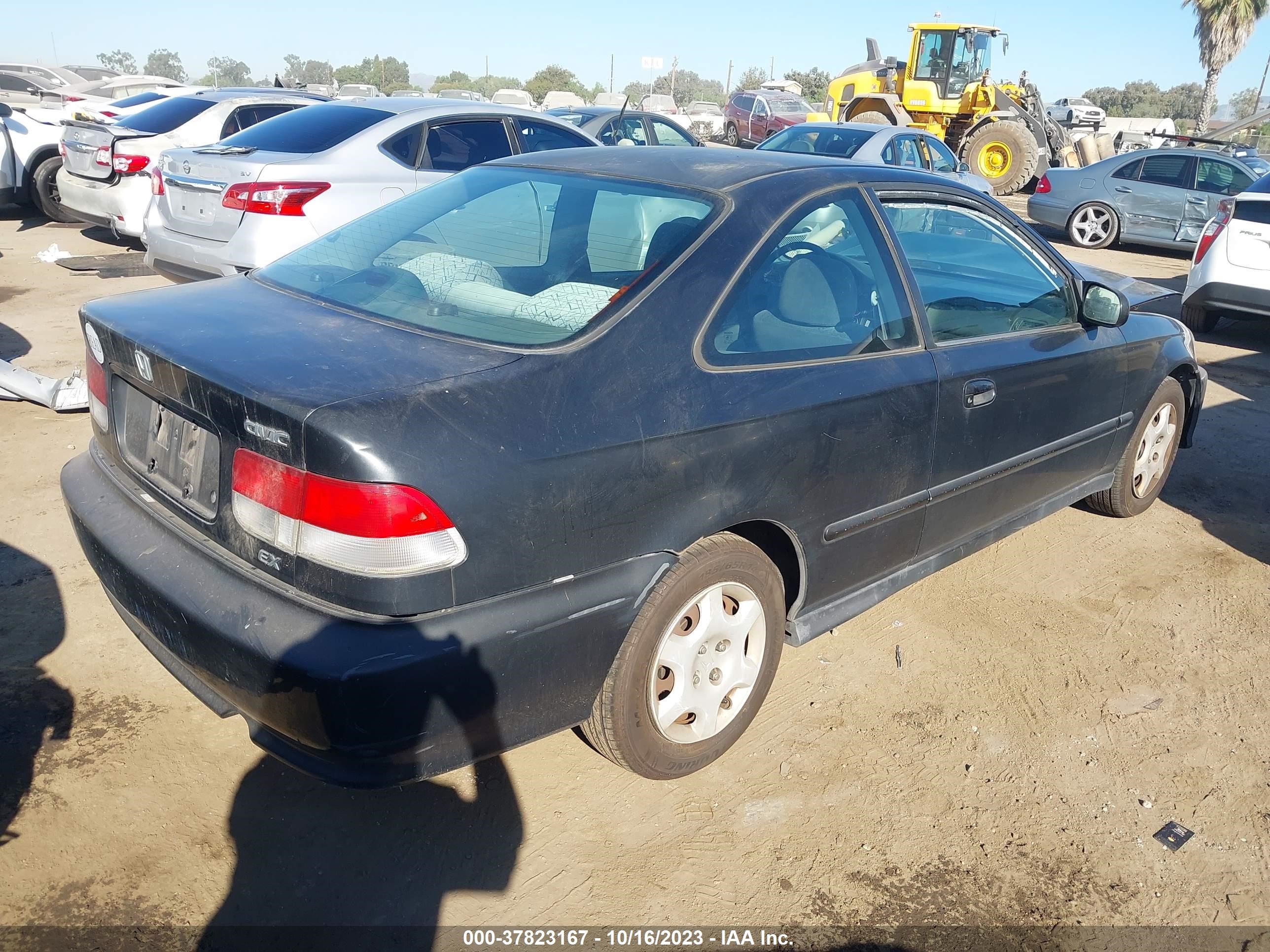 Photo 3 VIN: 1HGEJ8249YL074286 - HONDA CIVIC 