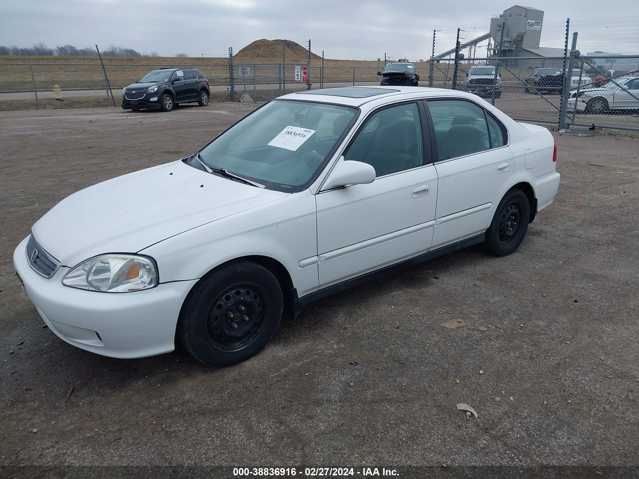 Photo 1 VIN: 1HGEJ8640XL006399 - HONDA CIVIC 