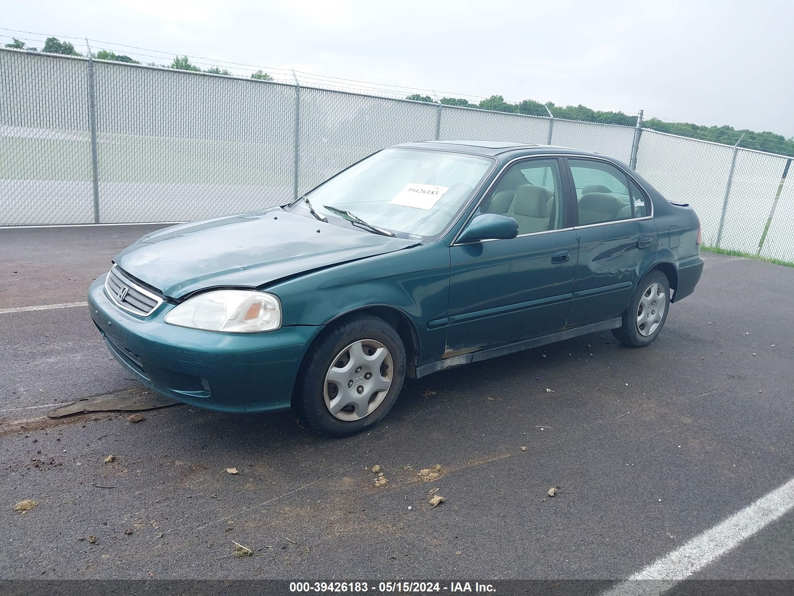 Photo 1 VIN: 1HGEJ8640XL025793 - HONDA CIVIC 