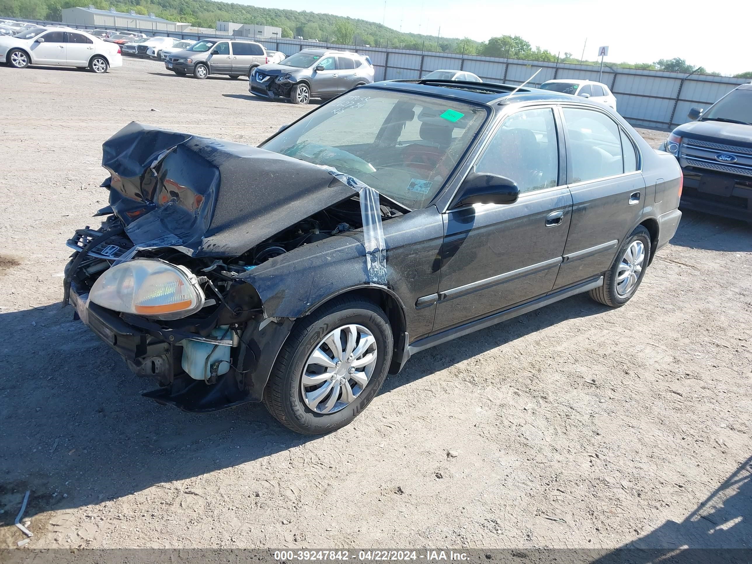 Photo 1 VIN: 1HGEJ8644WL053417 - HONDA CIVIC 