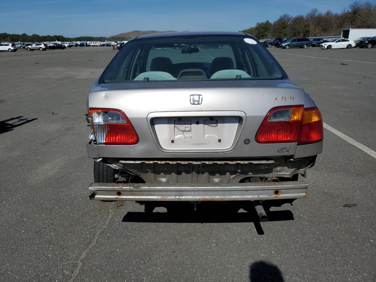 Photo 5 VIN: 1HGEJ8645YL033132 - HONDA CIVIC 