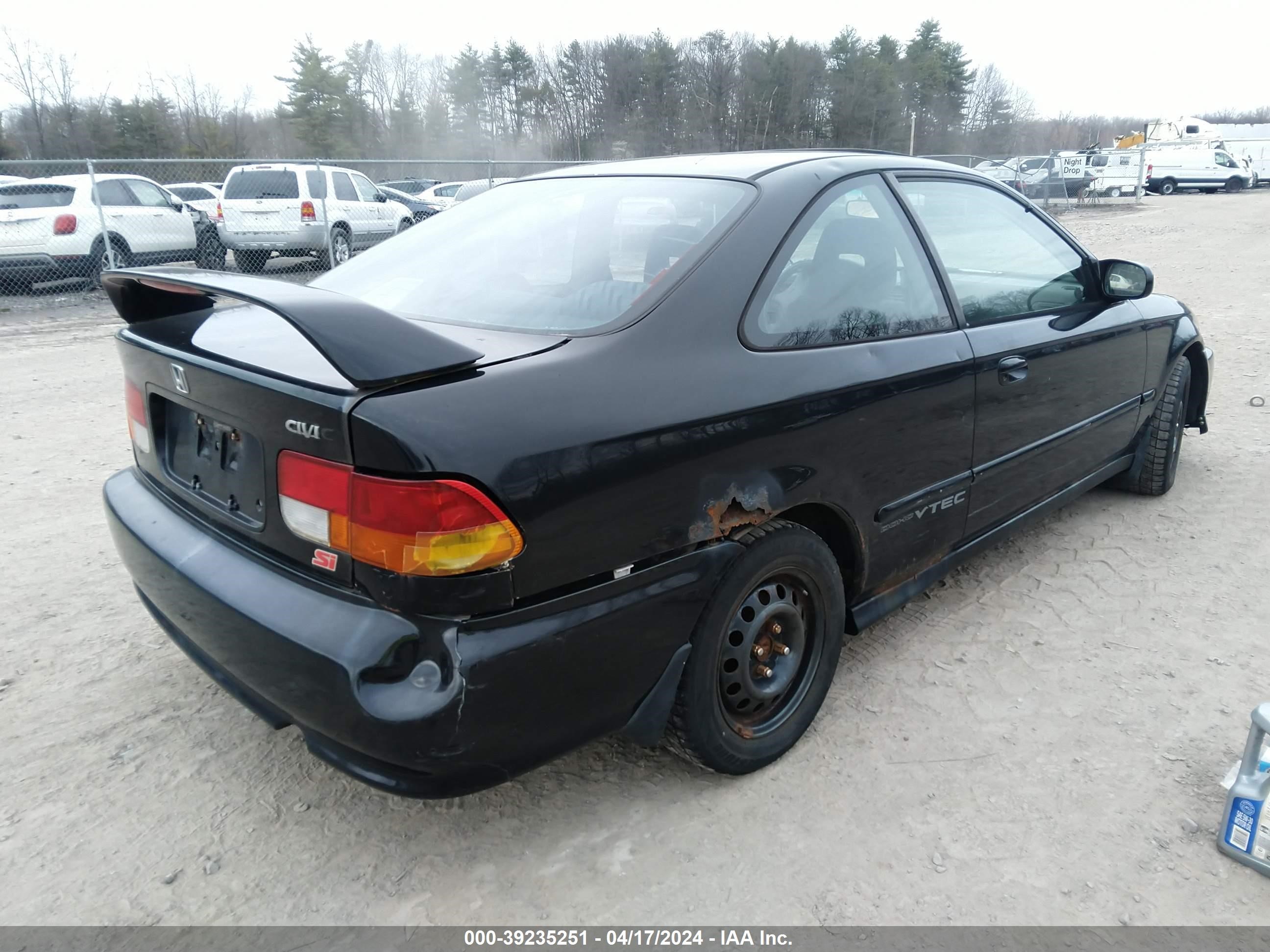 Photo 3 VIN: 1HGEM1158YL105178 - HONDA CIVIC 