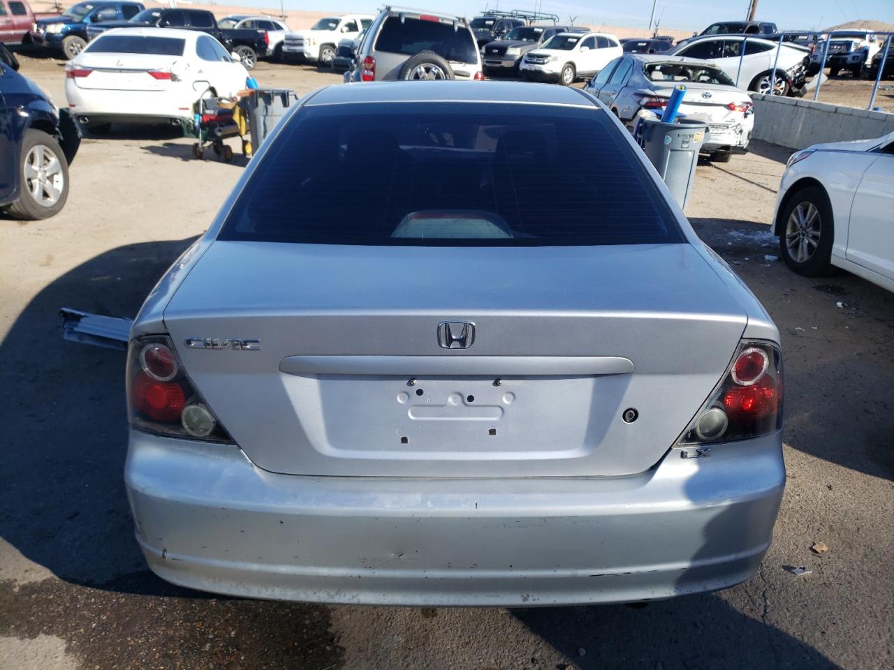 Photo 5 VIN: 1HGEM21552L108911 - HONDA CIVIC 