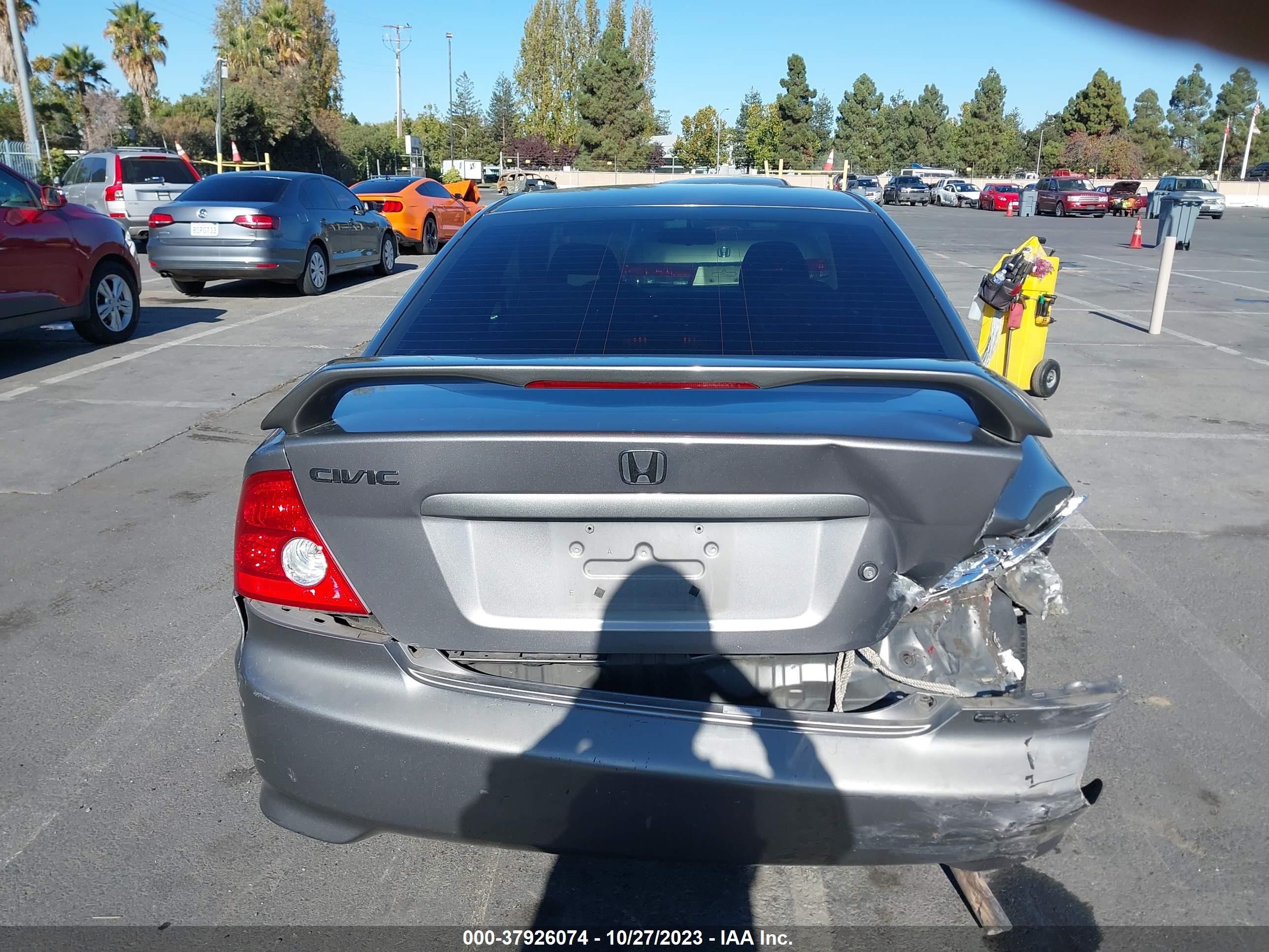 Photo 15 VIN: 1HGEM21965L081077 - HONDA CIVIC 