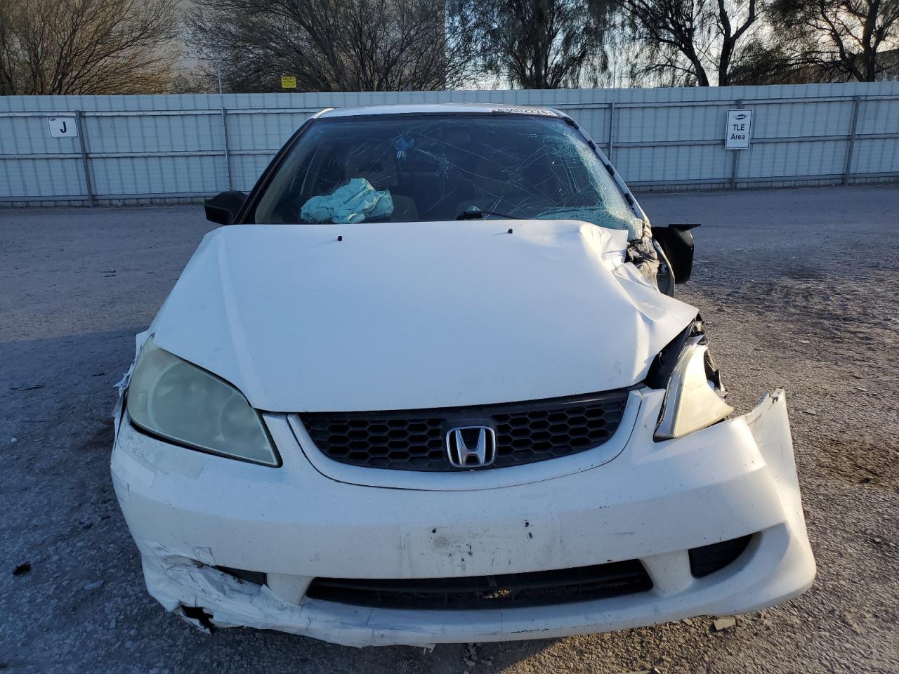 Photo 4 VIN: 1HGEM22685L024979 - HONDA CIVIC 