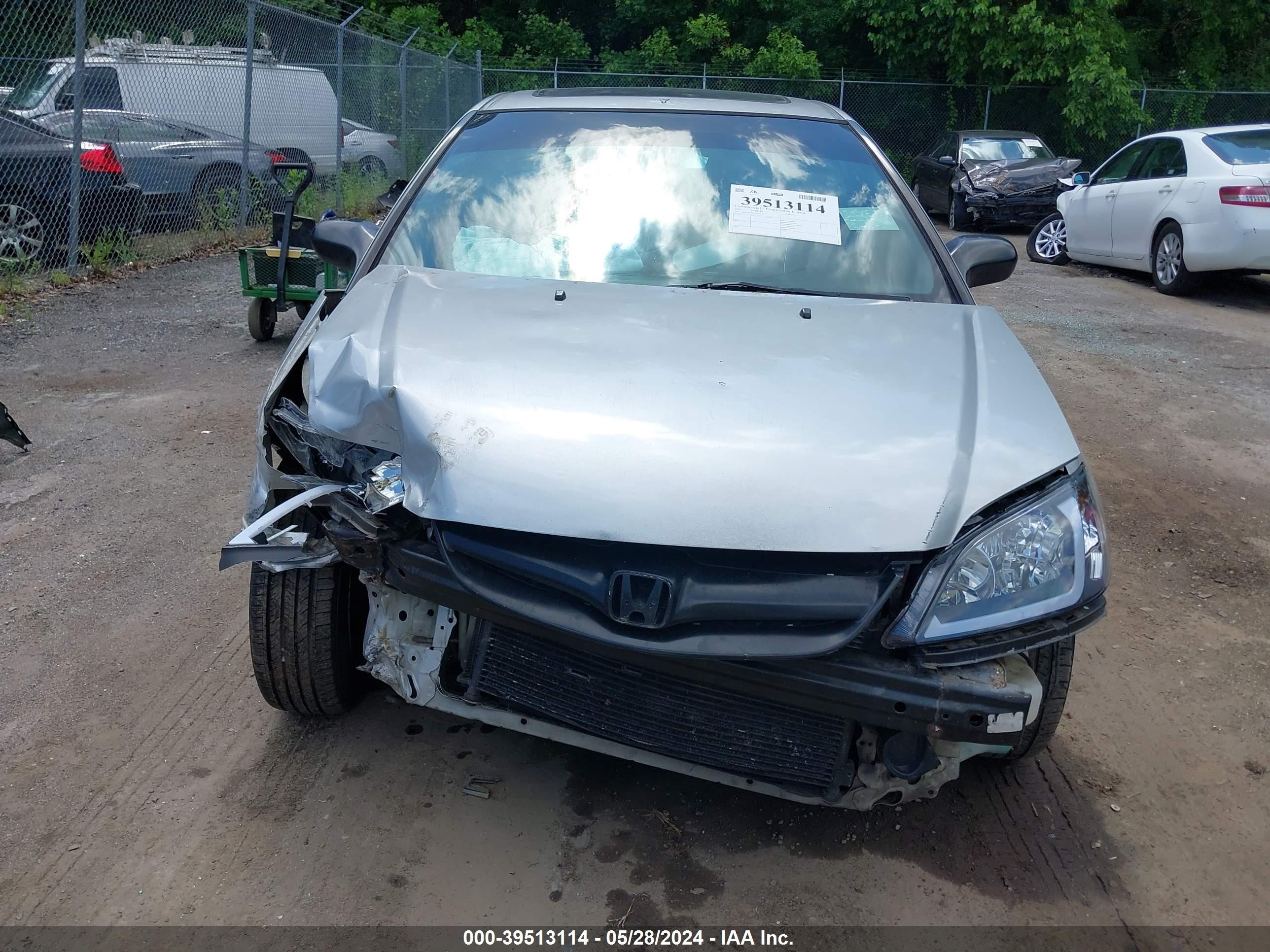 Photo 11 VIN: 1HGEM22934L015390 - HONDA CIVIC 