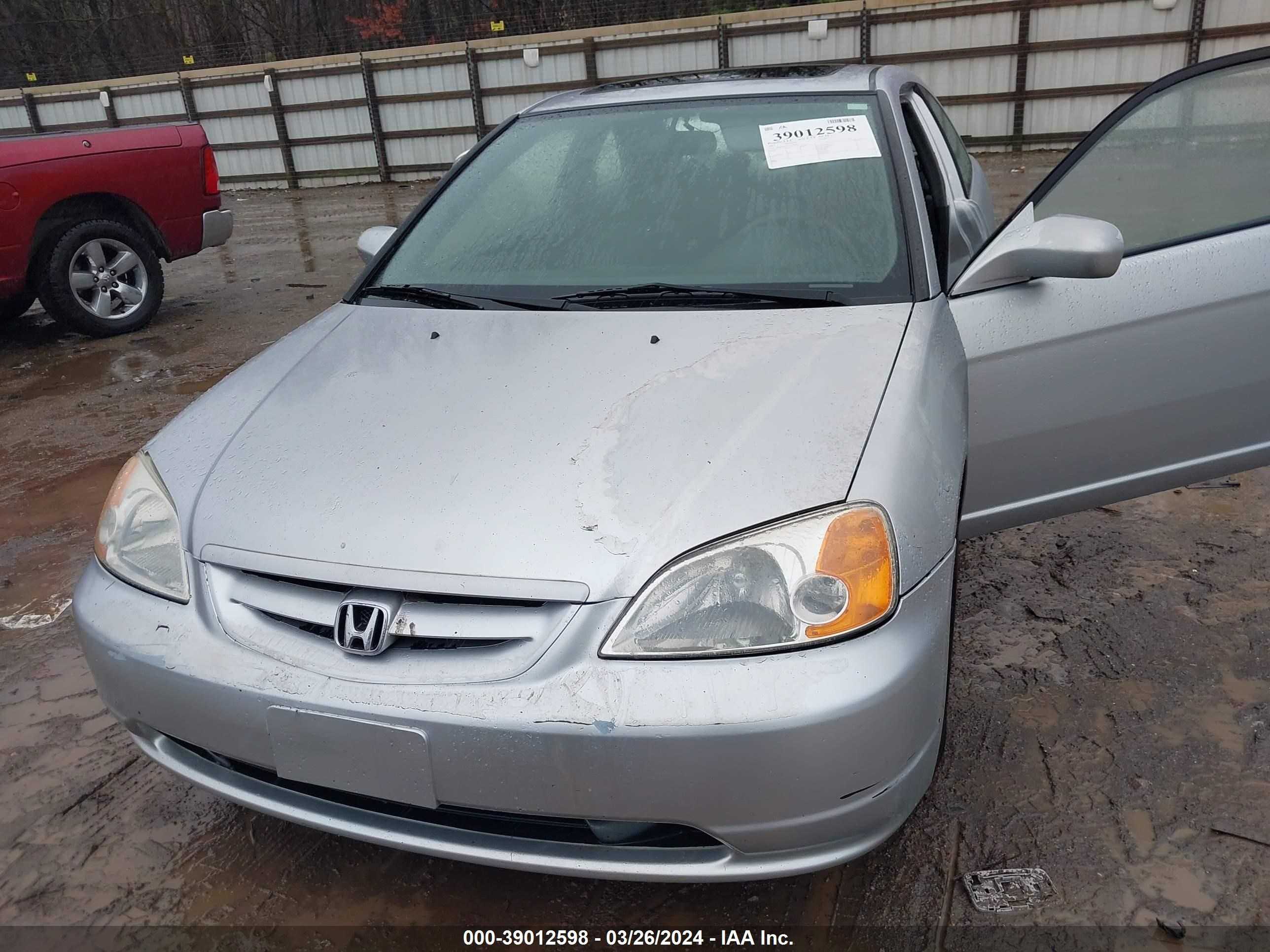 Photo 5 VIN: 1HGEM22951L122081 - HONDA CIVIC 