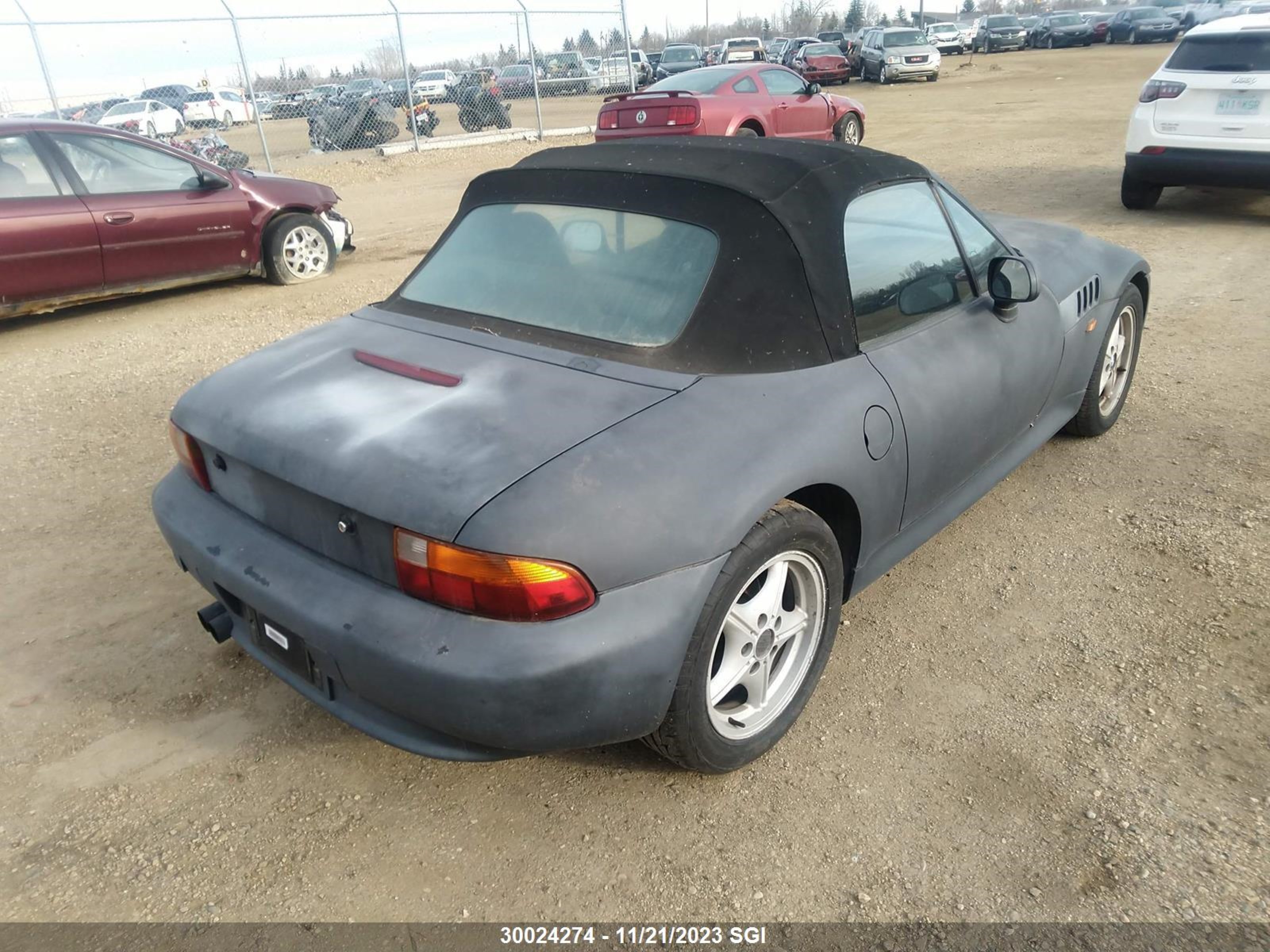 Photo 3 VIN: 1HGEM22993L029857 - BMW Z3 