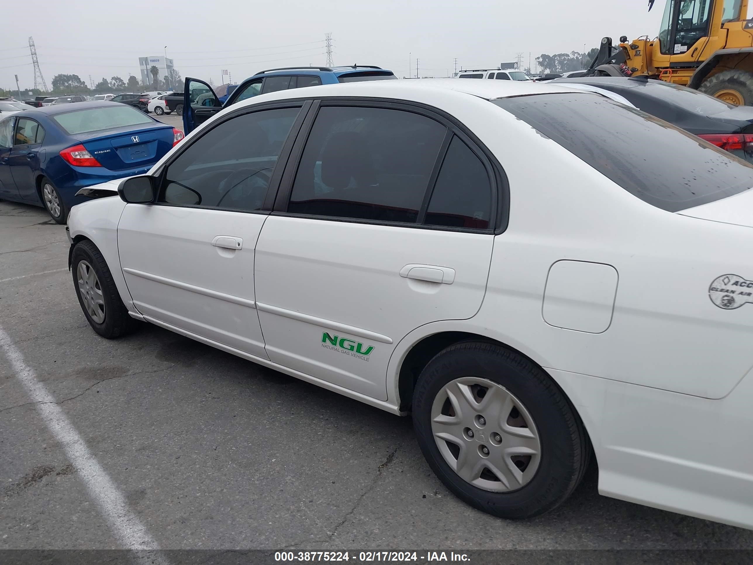 Photo 13 VIN: 1HGEN26504L000592 - HONDA CIVIC 